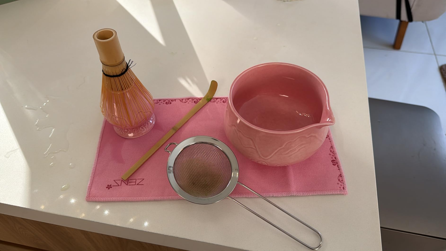 ZENS Matcha Whisk Set, 6pcs Matcha Set Pink Includes 15oz Ceramic Bowl and Bamboo Whisk (Chasen Holder) Scoop, 304 Sifter & Pink Tea Mat, Japanesse Matcha Kit for Matcha Latte-Making customer photo 1