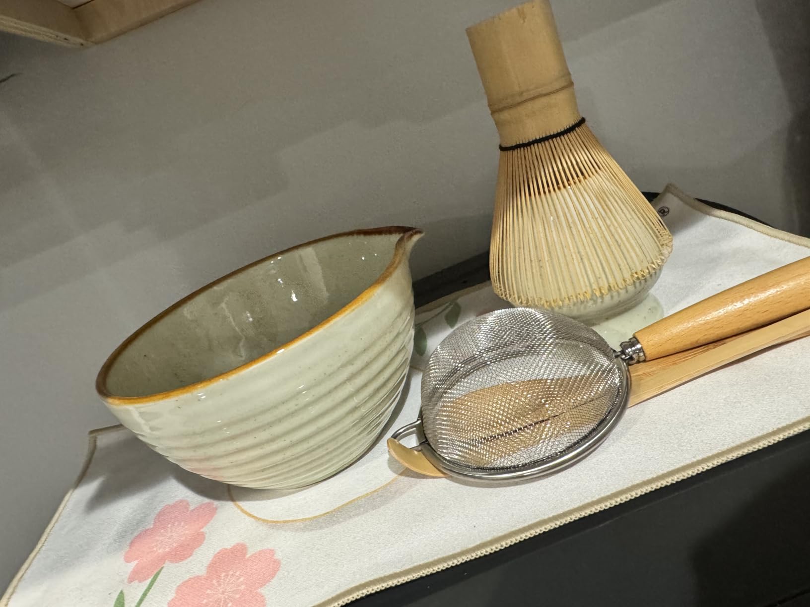 Matcha Set, 7-Piece Japanese Matcha Kit with Ceramic Bowl, Bamboo Whisk, Ceramic Whisk Holder, Stainless Steel Sifter, Chashaku Scoop, Bamboo Spoon and Tea Towel customer photo 1