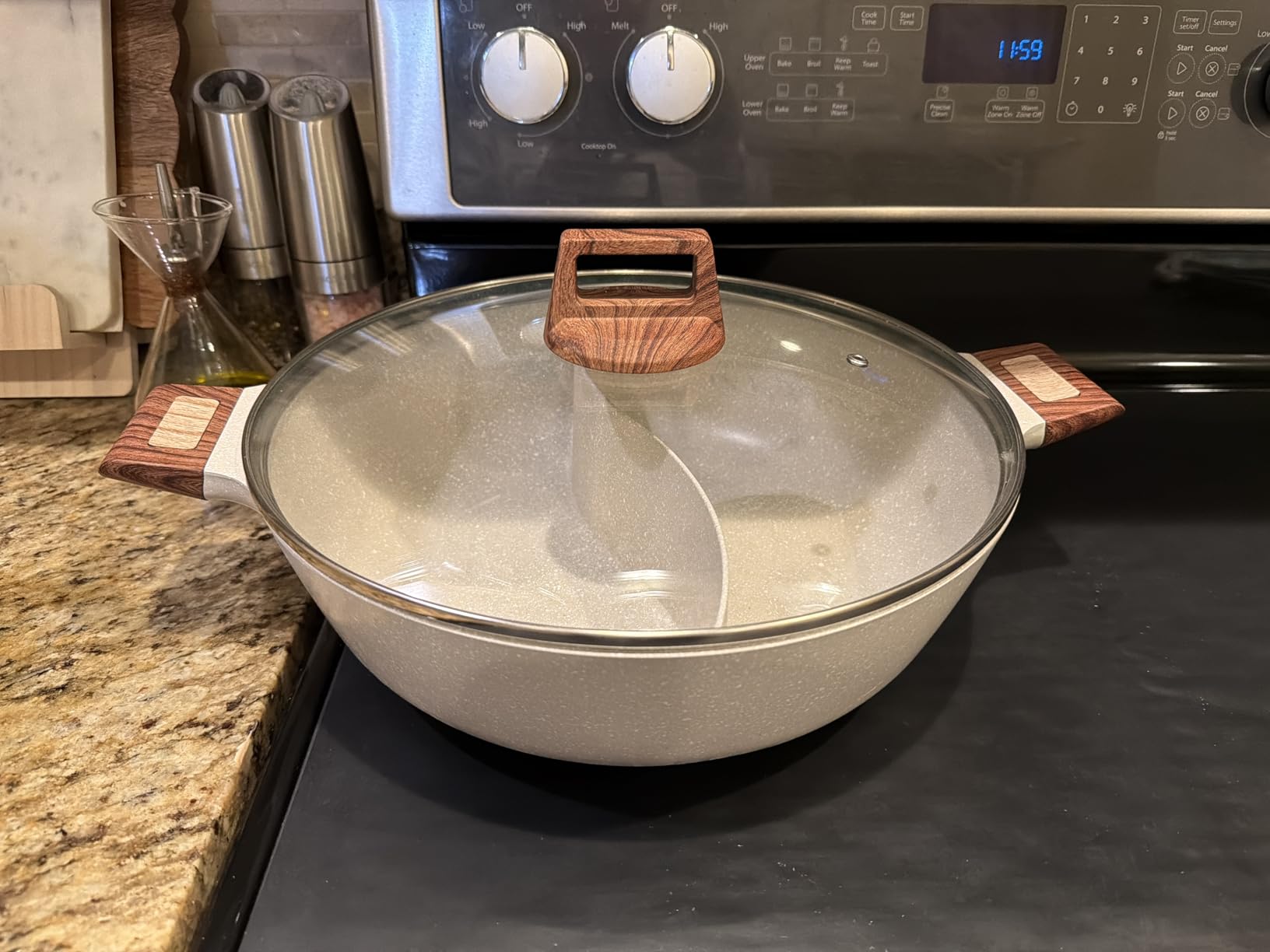 7-QT Shabu Shabu Hot Pot with Divider Double Flavor Divided Stockpot with Glass Lid Dual Sided Soup Cookware for Induction Cooktop Gas Stove Hot Burner customer photo 2