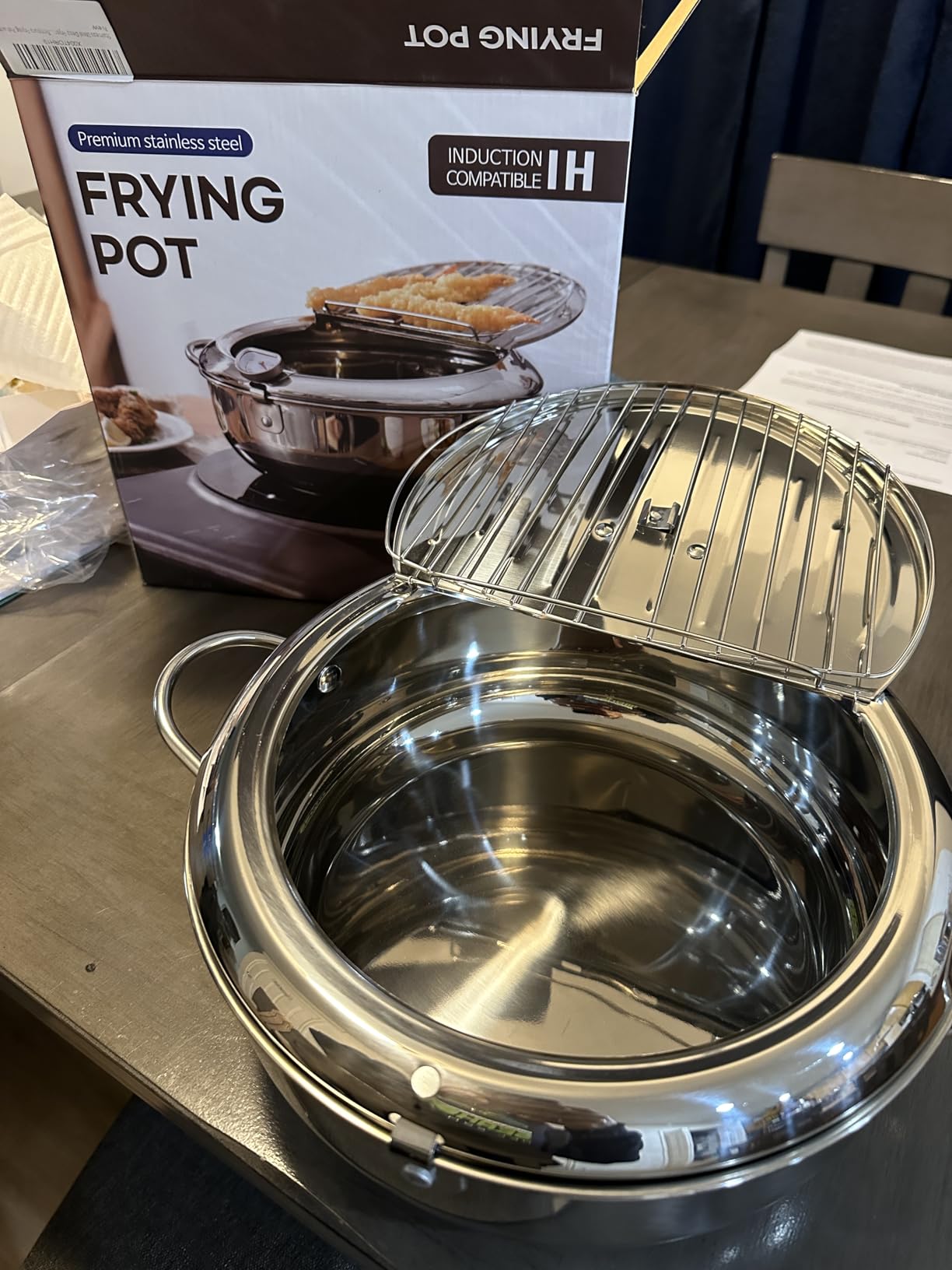 Deep Fryer Pot, Japanese Frying Pot 4.2L/4.5Qt Large, 304 Stainless Steel Tempura Fryer with Lid, Thermometer and Oil Drip Drain Rack for Family Cooking customer photo 2