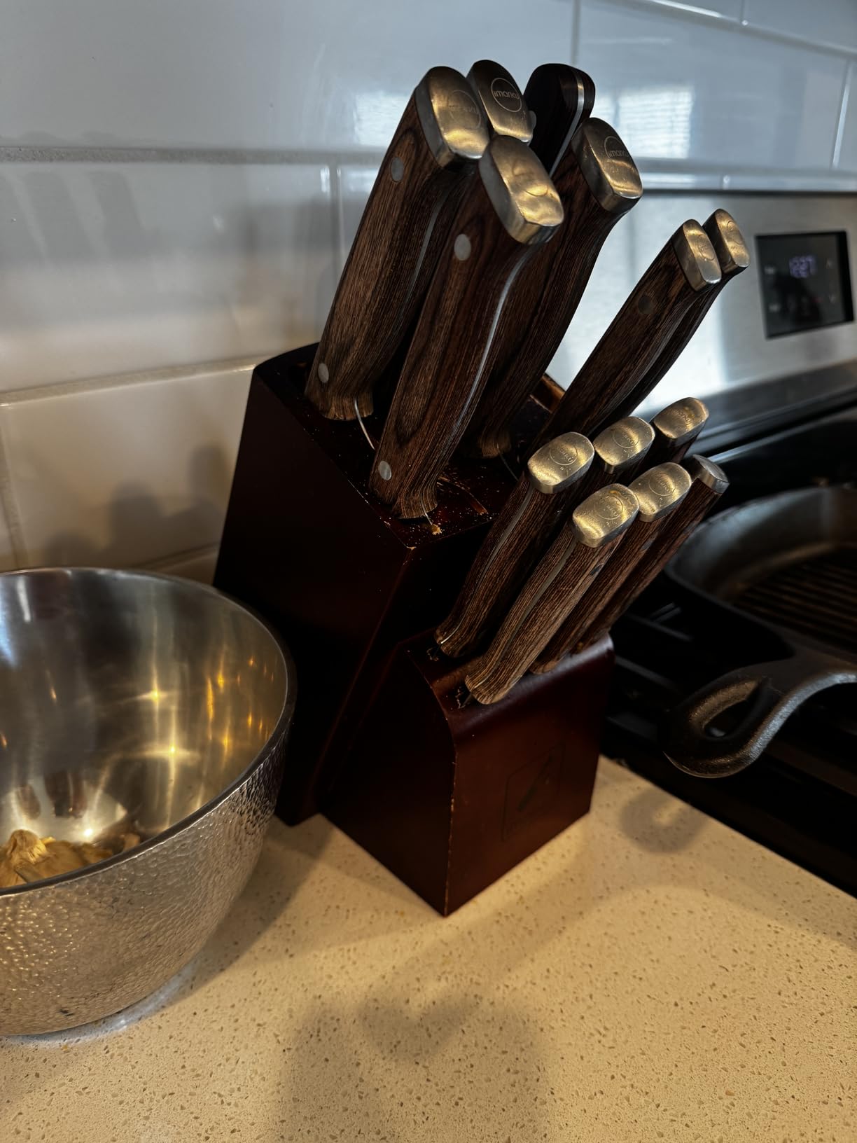 imarku 14-Piece Knife Block Set, Knife Set with Block and Build-in Sharpener, Japanese Stainless Steel Knife Set for Lasting Sharpness, Dishwasher Safe, Black customer photo 1