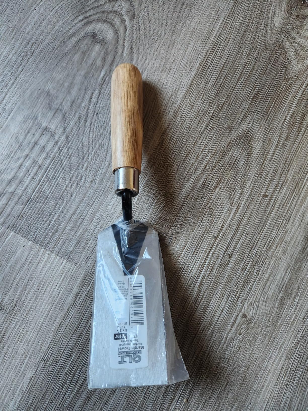 Marshalltown Masonry Margin Trowel, 5 Inches by 2 Inches, Carbon Steel Blade, Wood Handle, Concrete Trowel for Masonry Tools and Concrete Tools, 97 customer photo 1