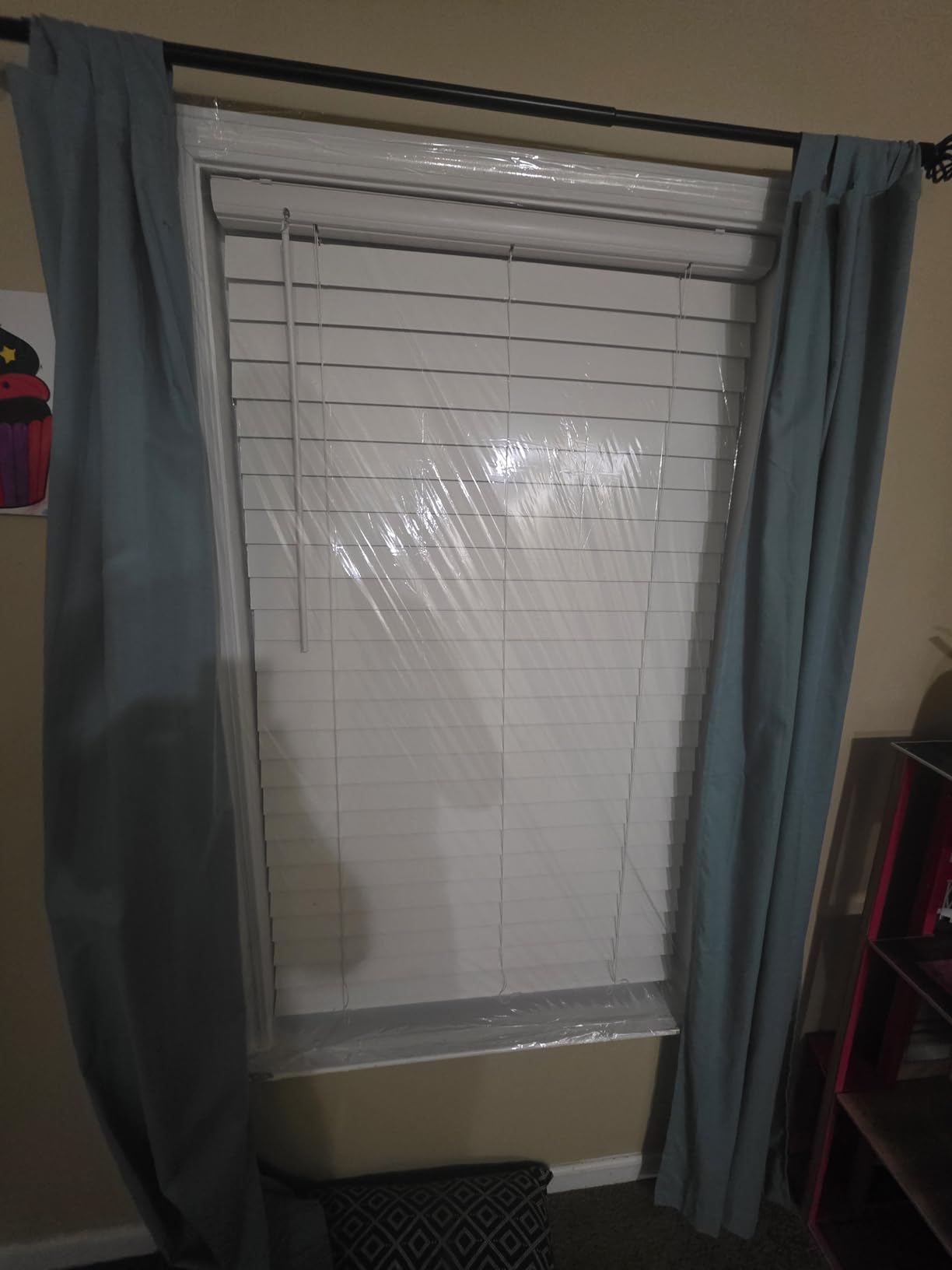 Frost King V73/9H Indoor Shrink Window Kit 42 62-Inch, Clear, 9-Pack customer photo 1