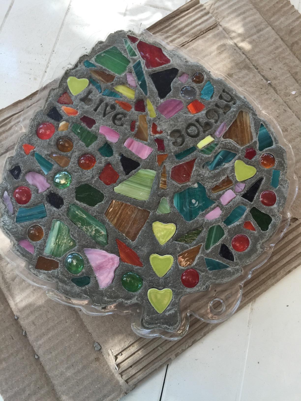 Mosaic Stepping Stone Kit, Leaf customer photo 2