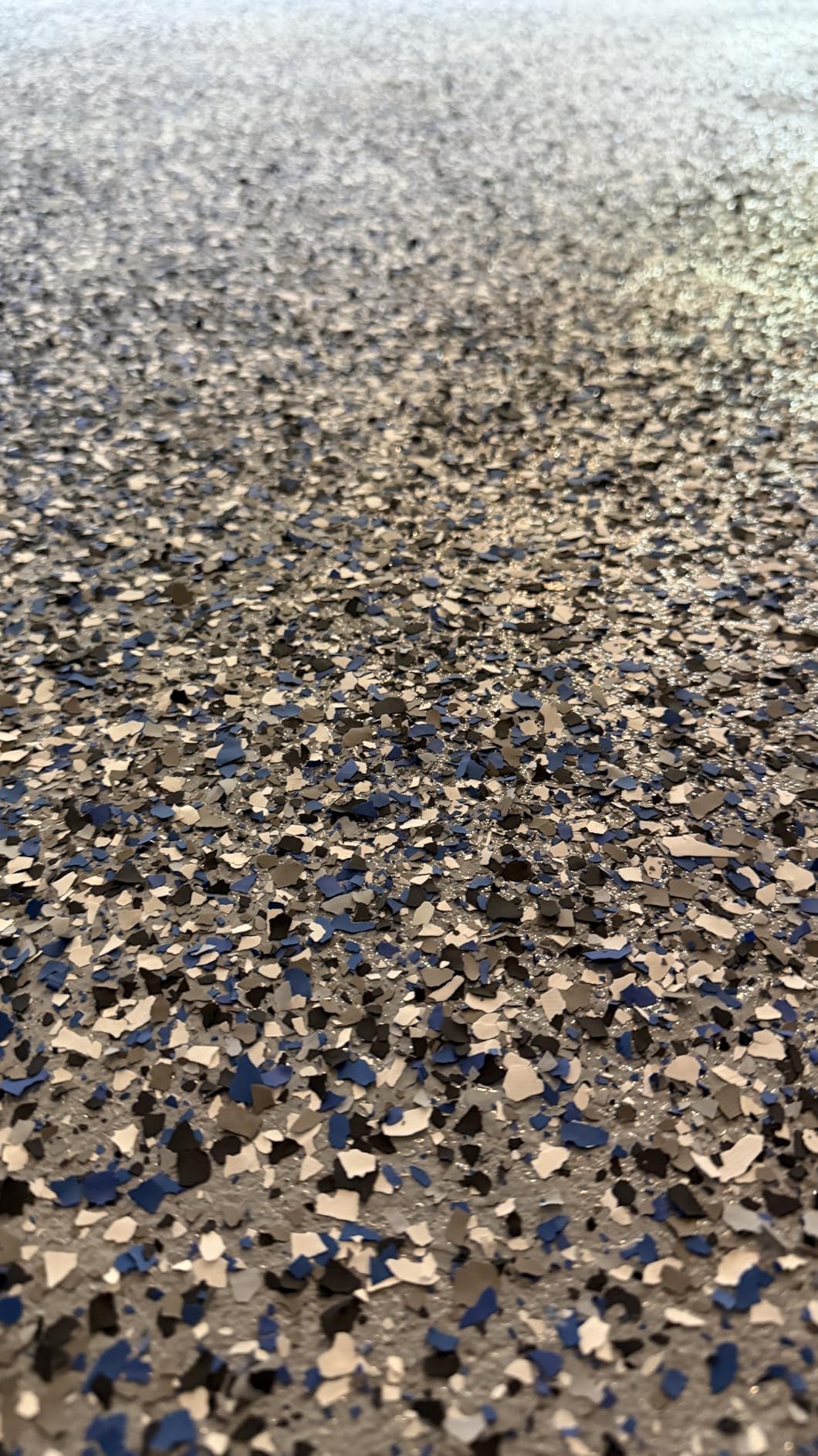 Rust-Oleum 251965 EPOXYSHIELD Garage Floor Coating Kit, 1 Car, Gloss Gray customer photo 1