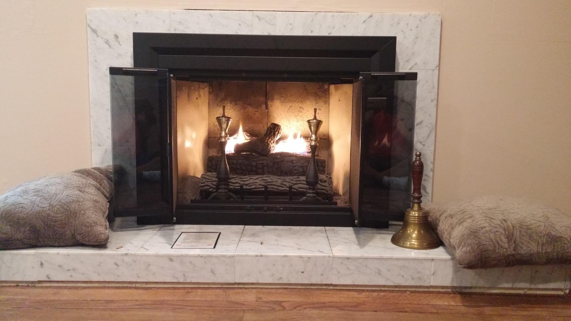 Pleasant Hearth Clairmont Fireplace Glass Door, Small (CM-3010) customer photo 2