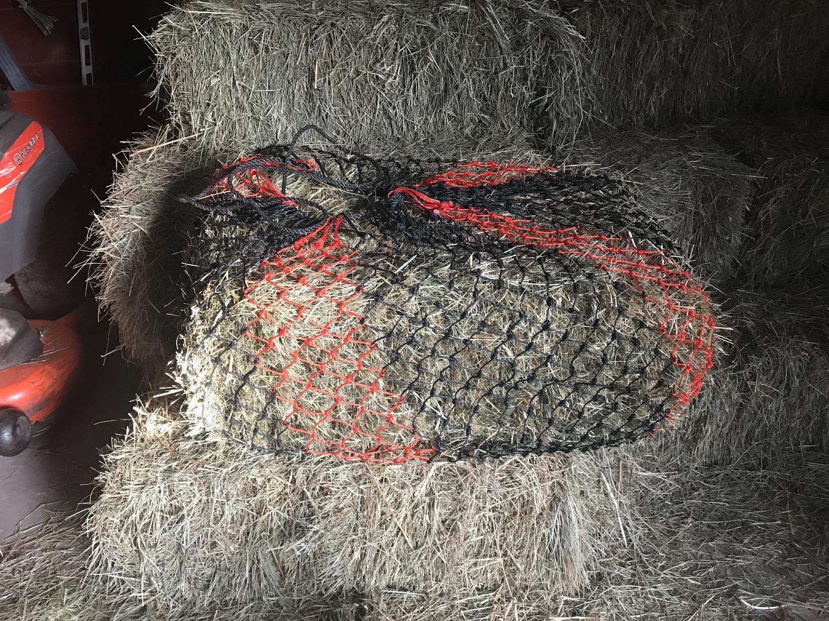 Shires Deluxe Haylage Net - Heavy‑Duty Slow Feeder Hay Net for Horses & Ponies, Small‑Hole Mesh to Reduce Waste, Durable Strong Netting for Stable & Field Use customer photo 1