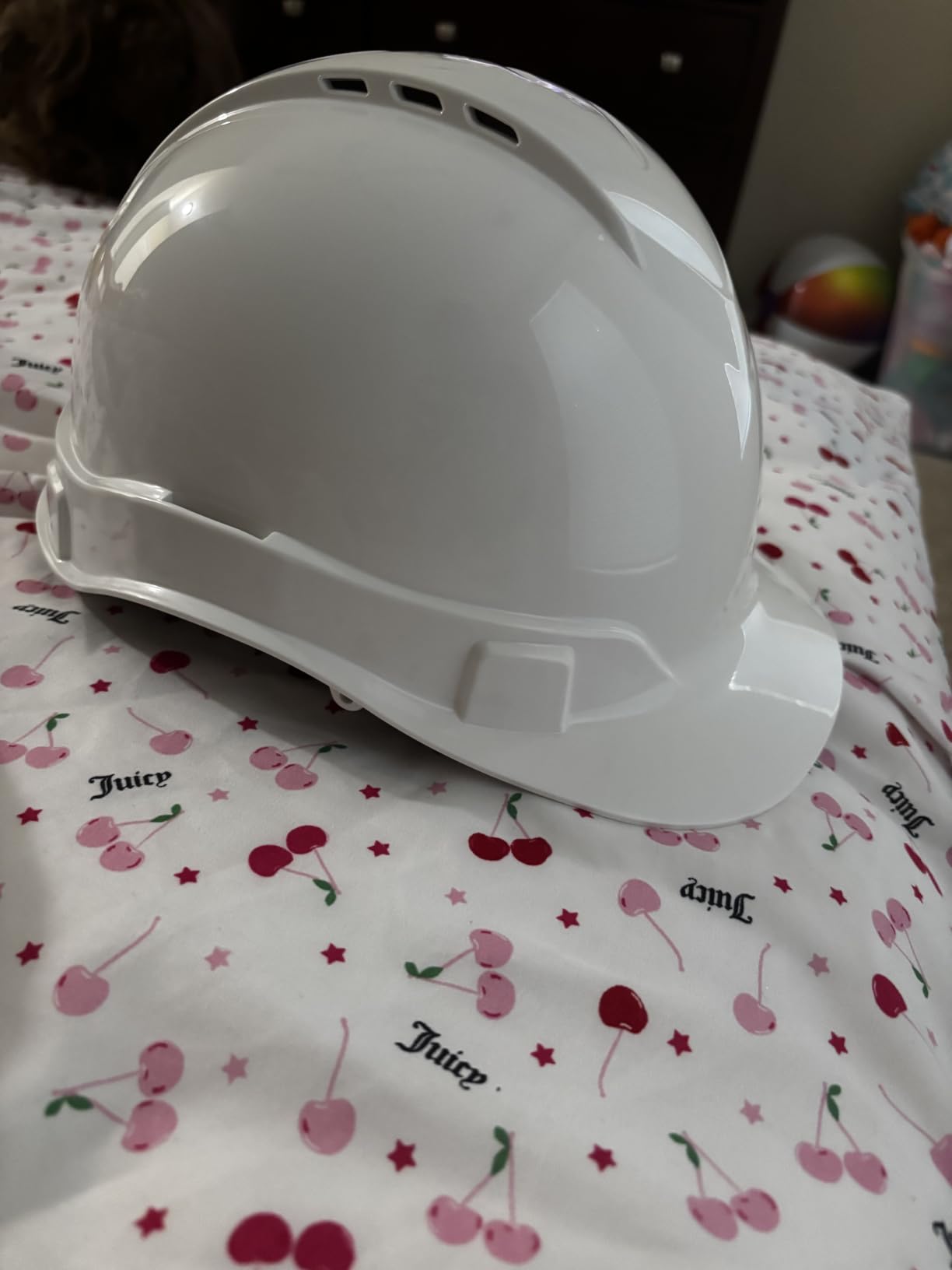 Pyramex Ridgeline Cap Style Hard Hat, Vented, 4-Point Ratchet Suspension, White customer photo 1