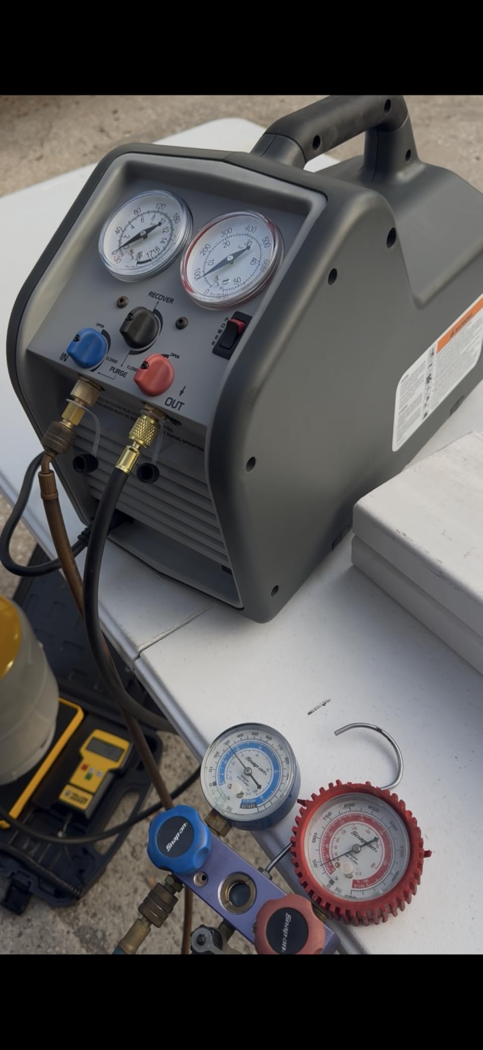 Robinair RG6 Portable Liquid and Vapor Refrigerant Recovery Machine | Designed and Built for High Speed Recovery and Compatible with Common CFC, HFC, HCFC Refrigerants Including R-410A customer photo 1