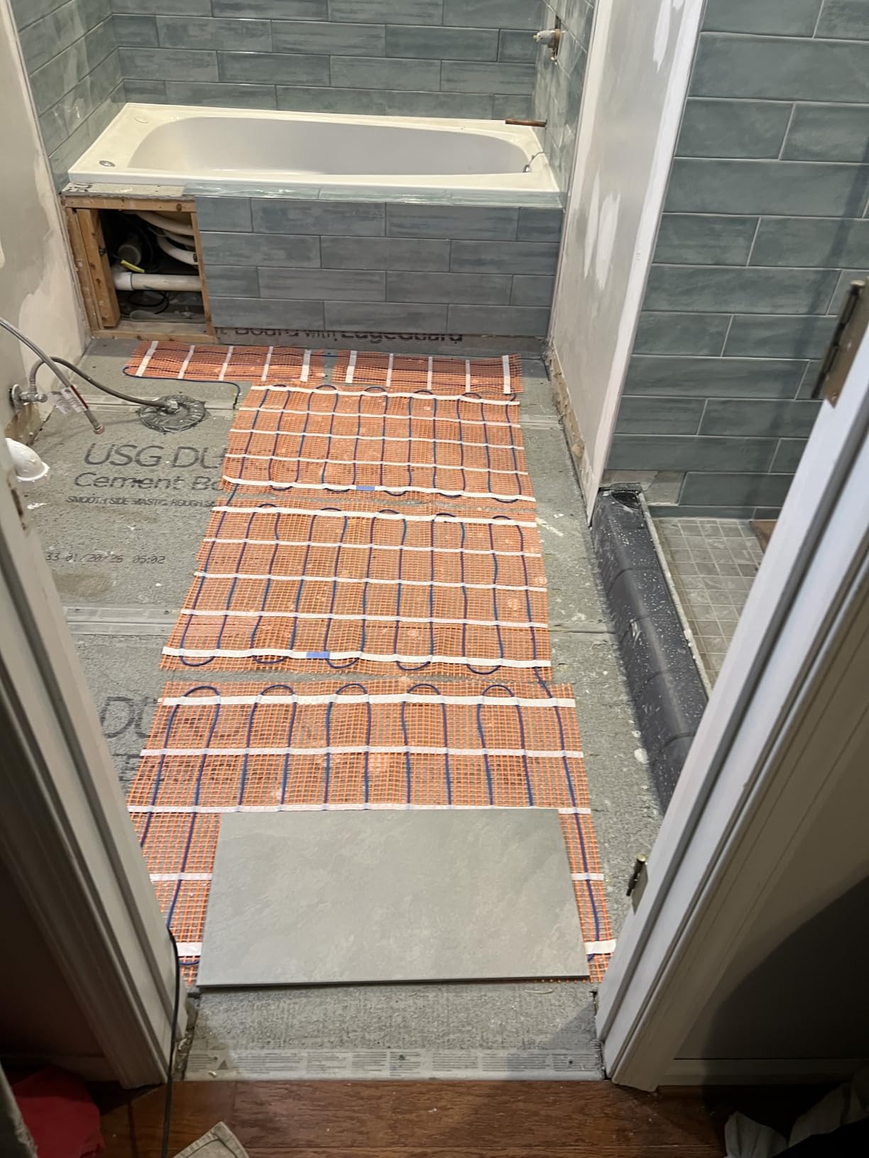 SunTouch TapeMat Electric Floor Heating Mat, 10 Sq. Ft., 2' x 5', (120V), Plain customer photo 1