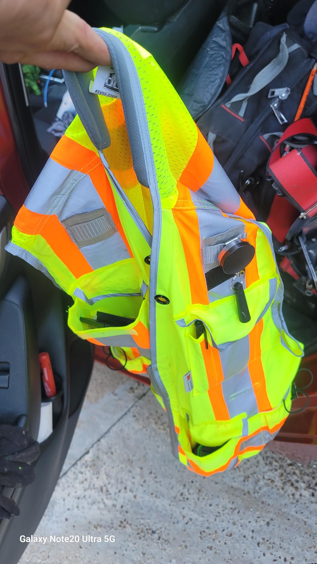 Radians SV55 Class 2 Heavy Woven Two Tone Engineer Vest with Padded Neck to Support Extra Weight in Cargo Pockets, Green, X-Large customer photo 2