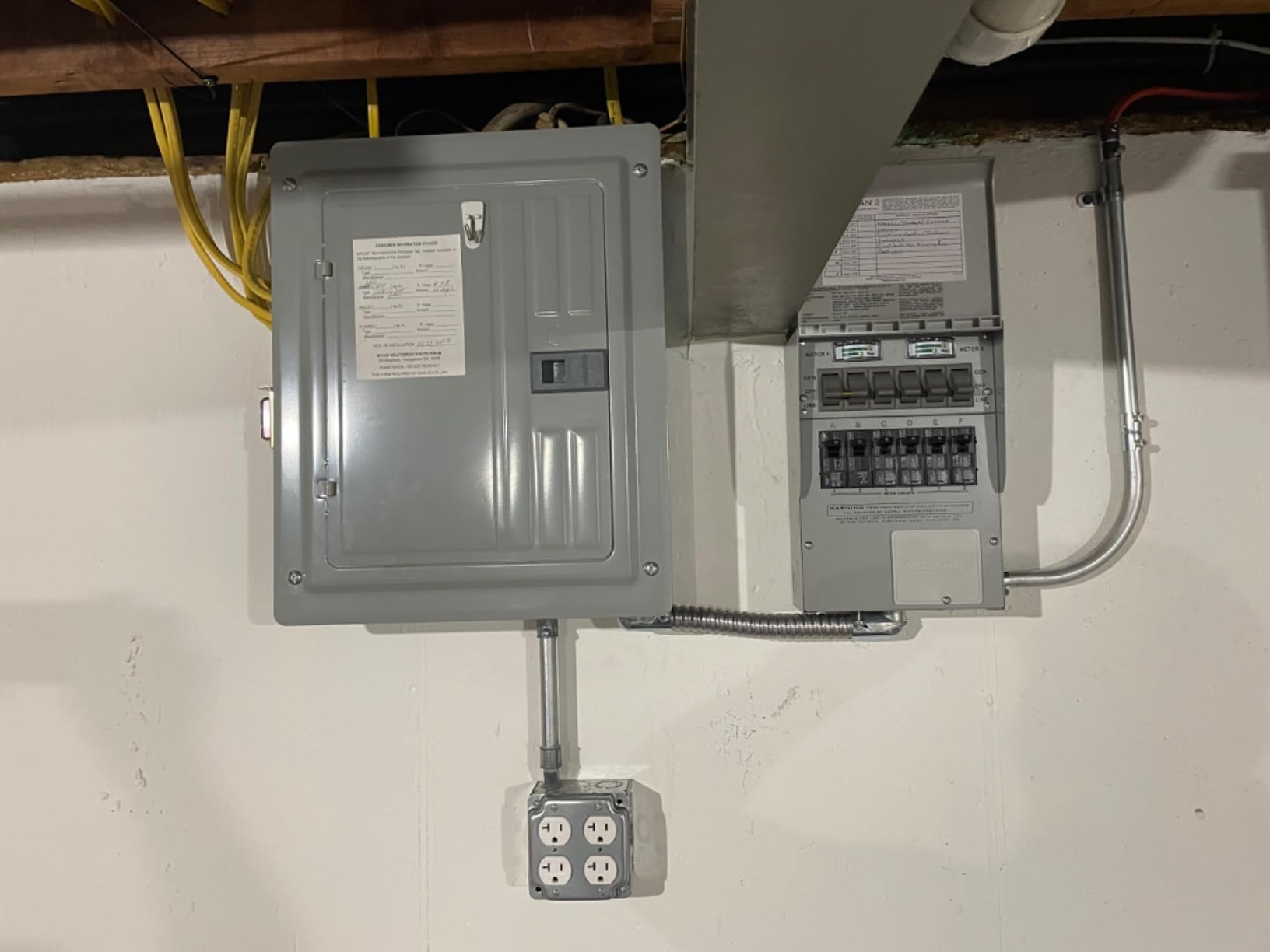 Reliance Controls 306A Pro/Tran2 30-Amp 6-Circuit 2 Manual Transfer Switch with Optional Power Inlet customer photo 2