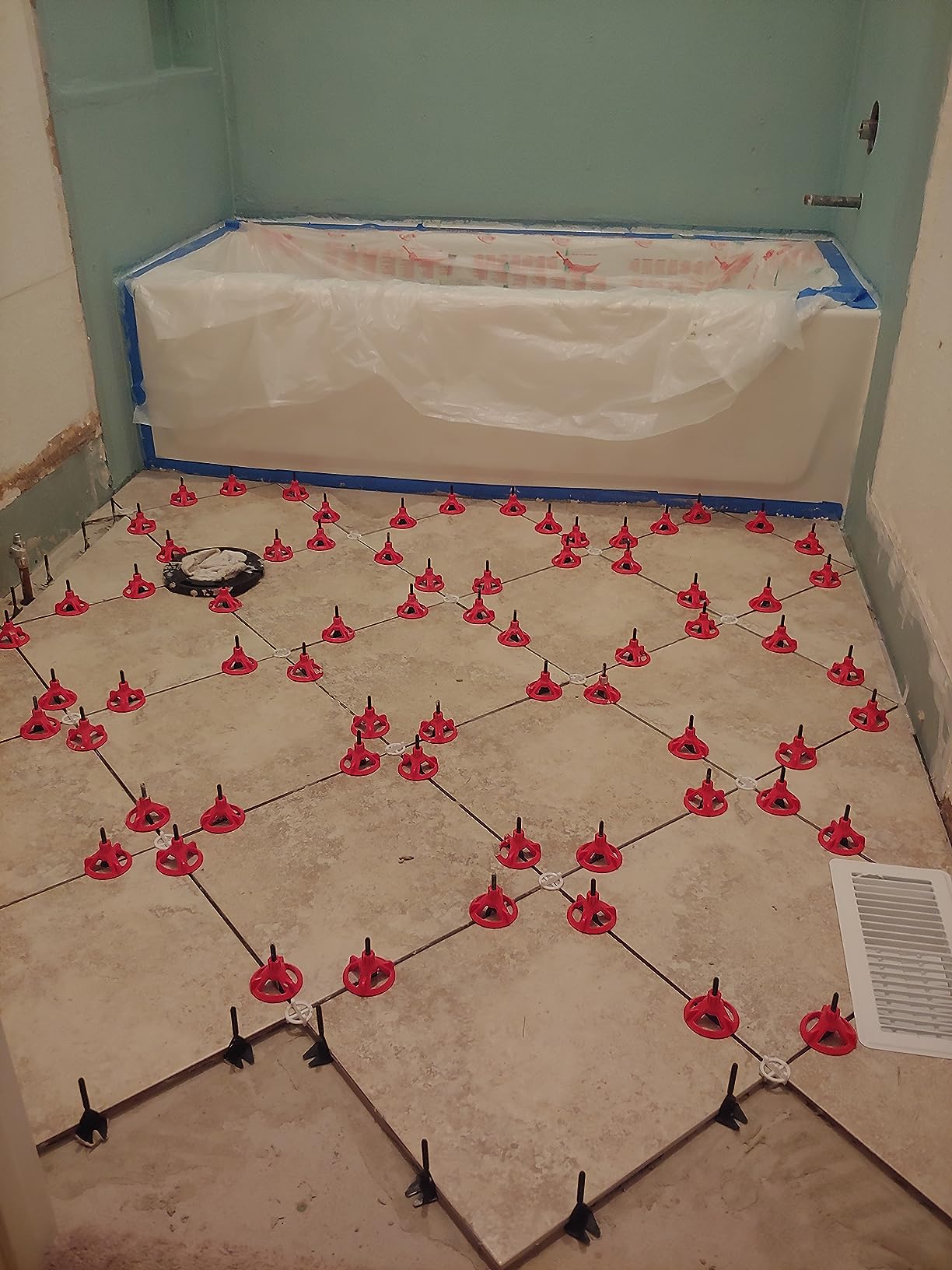 Spin Doctor Tile Leveling System 1/8