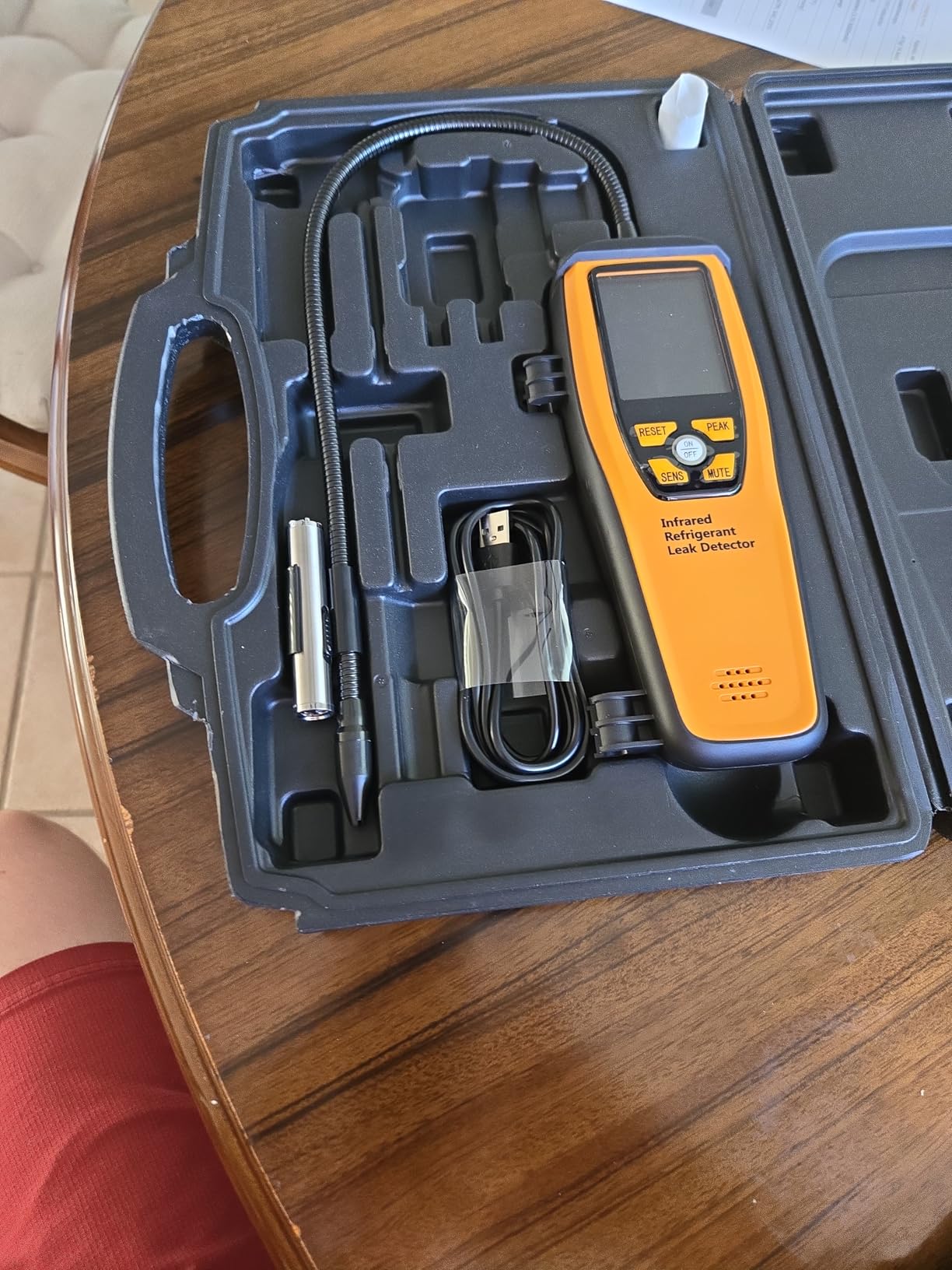 Elitech HVAC Refrigerant Leak Detector 10 Yrs Infrared Sensor Life, Halogen Freon Sniffer, Air Conditioning Detection, Automotive Gas Finder, ILD-200 customer photo 1