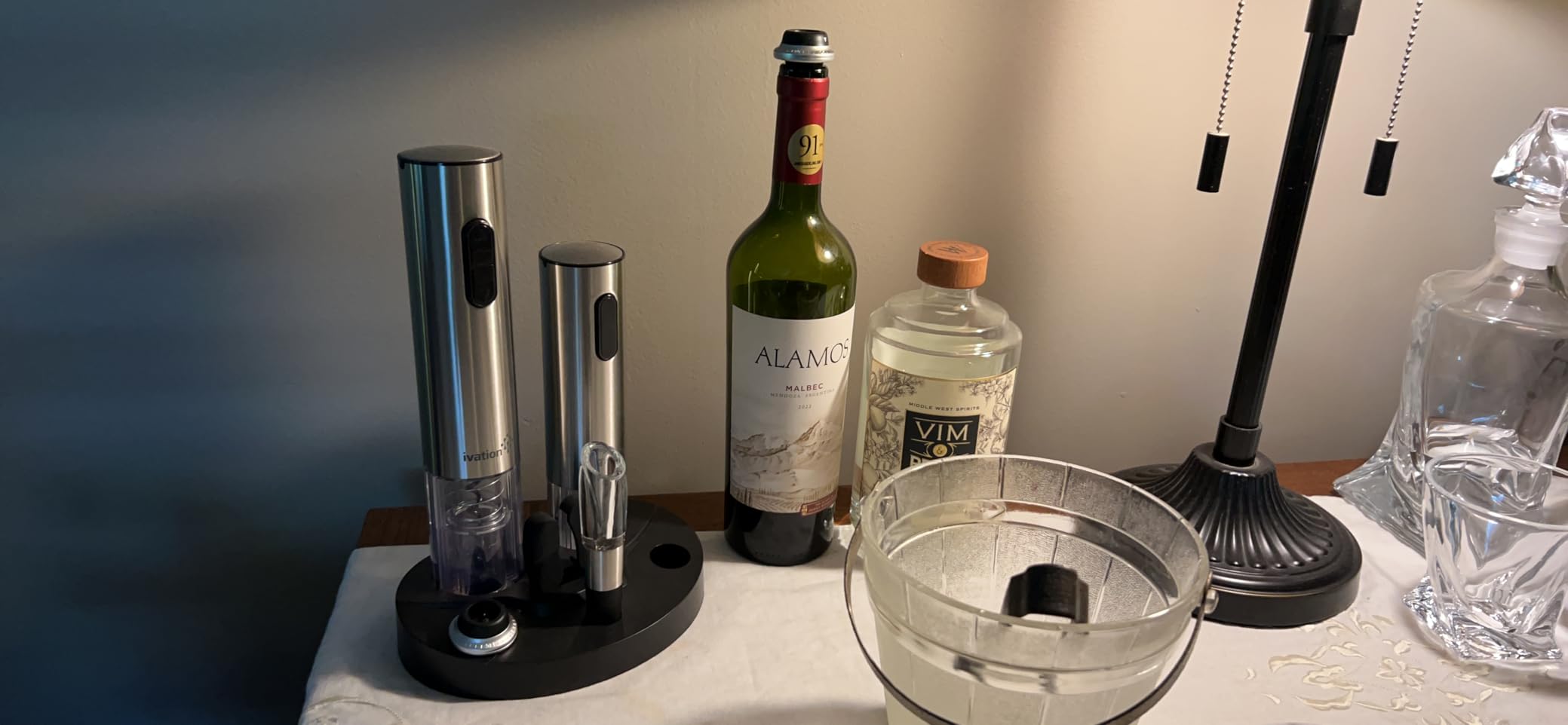 Ivation Electric Wine Gift Set - Includes Bottle Opener, Aerator, Vacuum Preserver, Stoppers, Foil Cutter & Charging Base customer photo 2