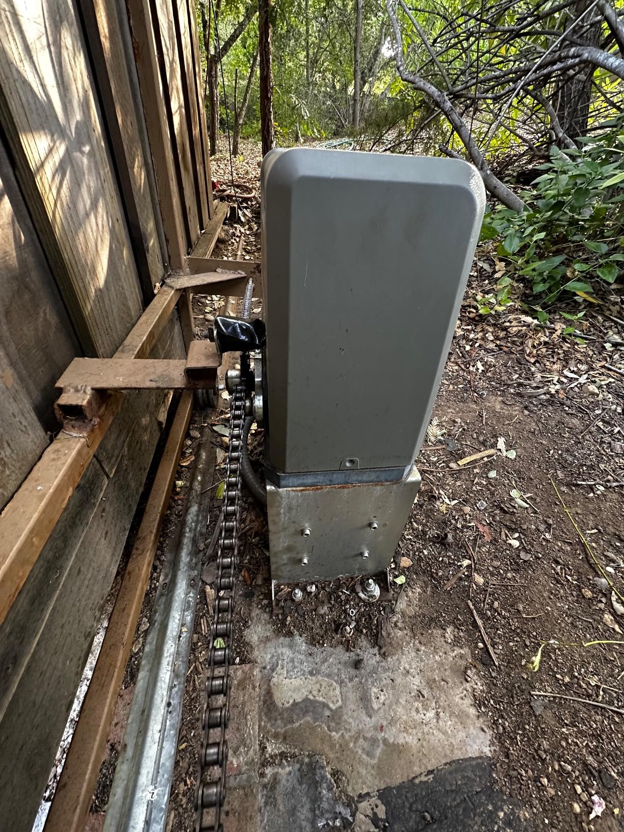 CO-Z 3300 lb Automatic Sliding Gate Opener with 2 Remote Controls, Electric Rolling Driveway Fence Slide Gate Motor customer photo 1