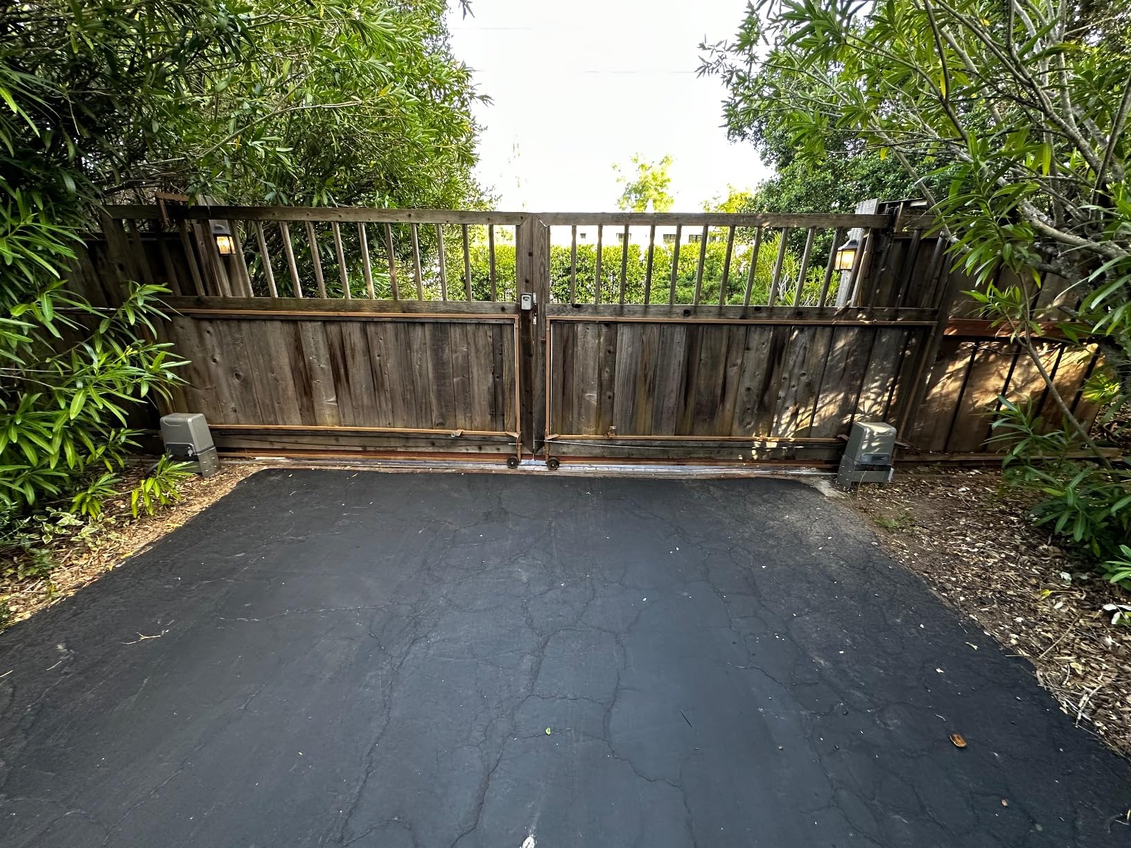 CO-Z 3300 lb Automatic Sliding Gate Opener with 2 Remote Controls, Electric Rolling Driveway Fence Slide Gate Motor customer photo 2