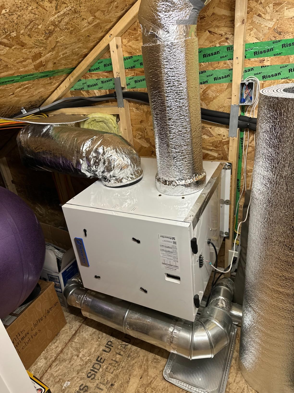 R-8 HVAC Duct Wrap Insulation Reflective 2 Sided Foam Core 4' x 25' (100 Sq Ft) customer photo 1