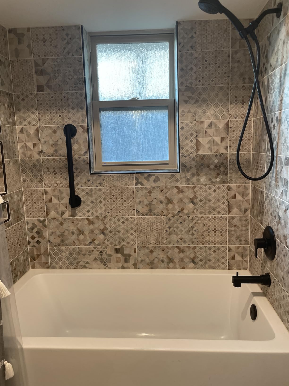 Aqua Eden VTAP603222R 60-Inch Acrylic 3-Wall Alcove Tub with Right Hand Drain Hole, White customer photo 1