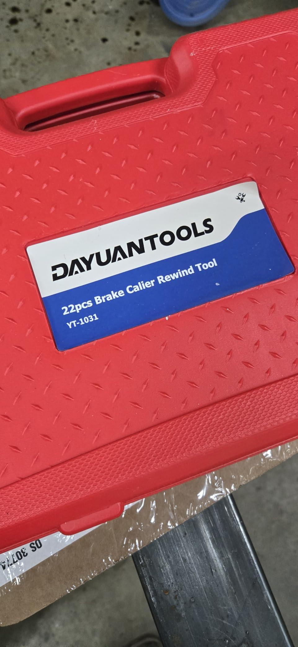 DAYUAN 17Pcs Diesel Engine Compression Tester Tool Automotive | 0-1000 PSI / 70 Bar Gauge,9 Glow Plug & 4 Injector Adapters,Built-In Resetter,Fits Diesel Cars, Trucks & Tractors customer photo 2