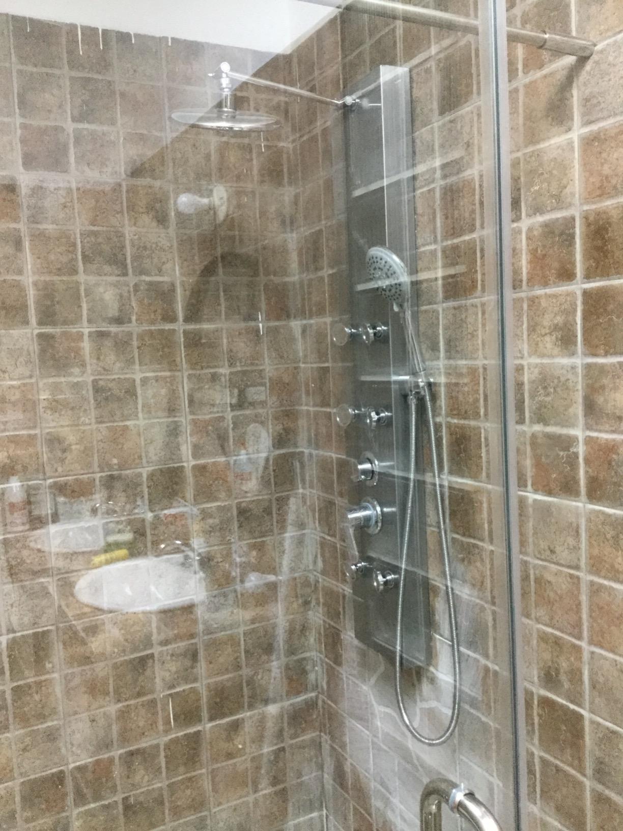 ROVOGO Shower Panel Tower System with Adjustable Rainfall Head, 6 Body Jets and 5-Setting Handheld, Mixer Valve Included, Stainless Steel, Brushed customer photo 2