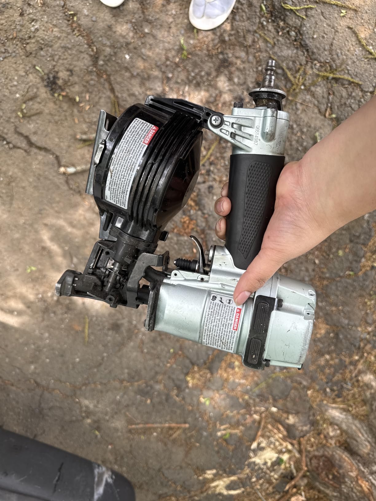 Metabo HPT Pneumatic Roofing Nailer, 16 Degree Asphalt Shingles, NV45AB2 | Drives Nails 7/8 to 1-3/4 in, Coil Nail Magazine, Pro-Grade Power Tool customer photo 2