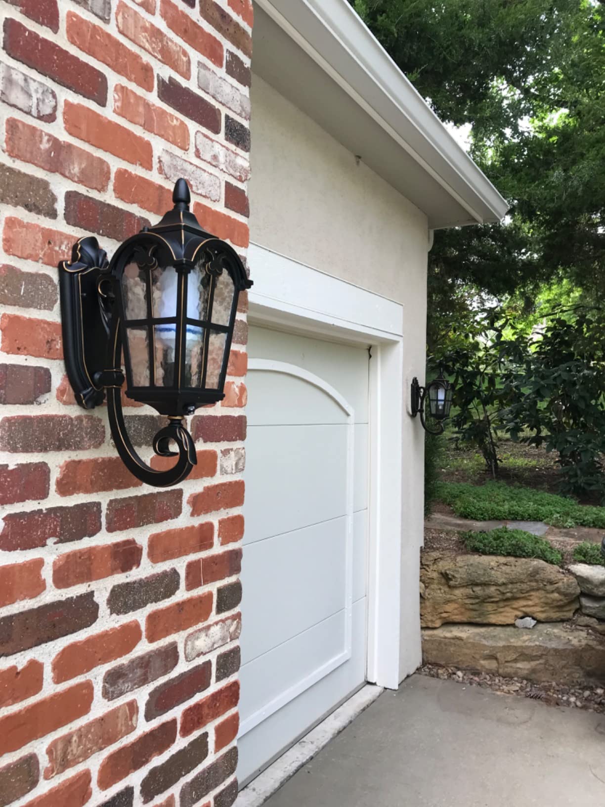 LONEDRUID Dusk to Dawn Sensor Outdoor Wall Light Fixtures Black Roman 17.71