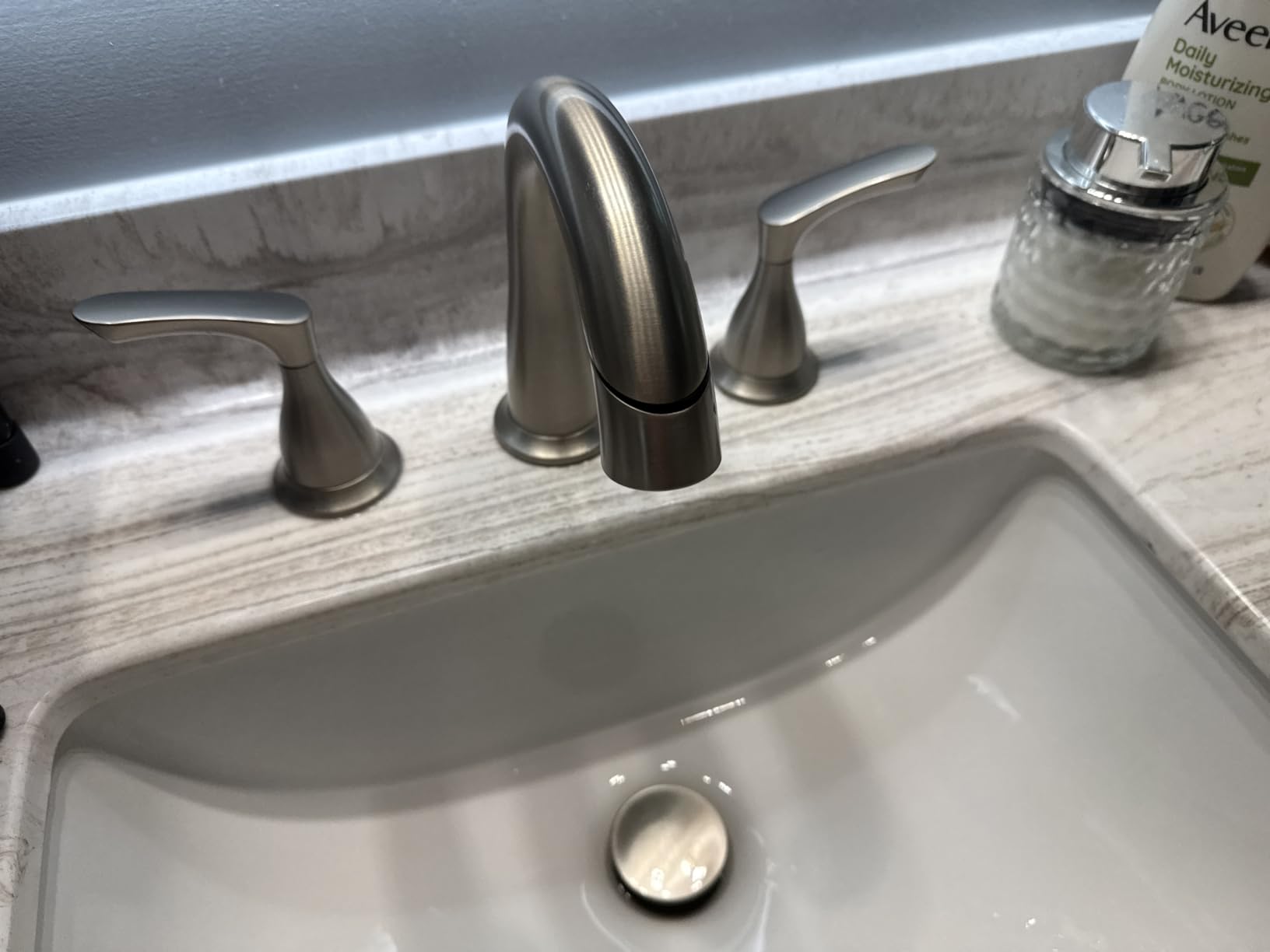 Delta Broadmoor Brushed Nickel Bathroom Faucet with Sprayer, 8 Inch 3 Hole Widespread Bathroom Sink Faucet with Pull Out Sprayer, Push-Pop Drain, SpotShield Stainless 35765LF-SPPD customer photo 2