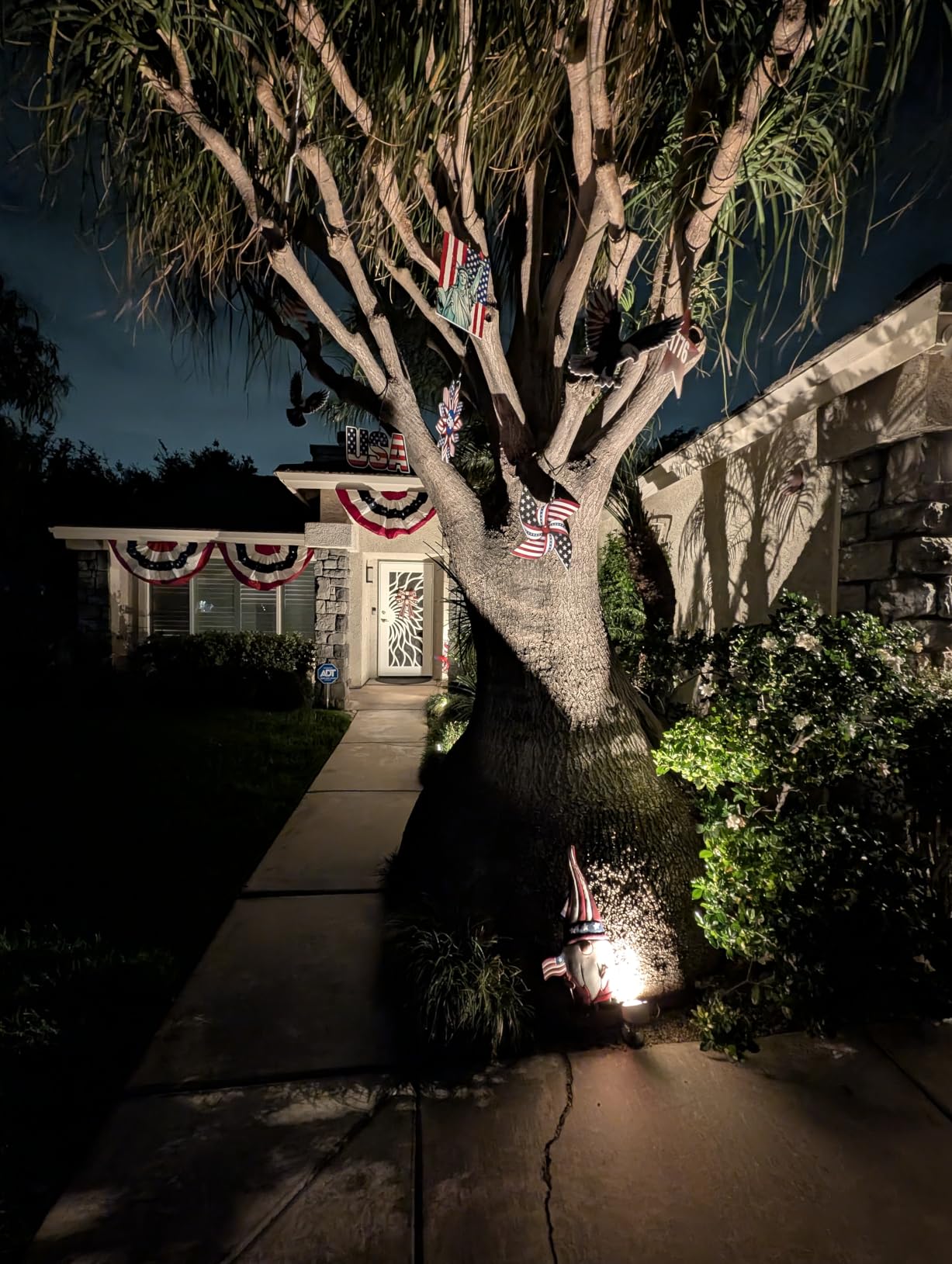 VOLT G4 Infiniti 12V Cast Brass 2700K LED Outdoor Spotlight (500 Lumens) | Low Voltage, Bronze Finish, Warm White Light, Pre-Installed 60-Degree Optic is Ideal for Medium-to-Wide Flood Lighting customer photo 1