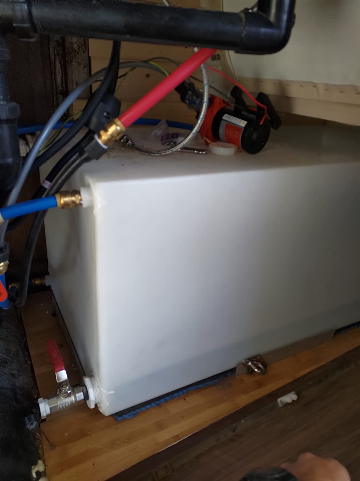 Class A Customs T-5500 55 Gallon Fresh Water Holding Tank customer photo 1