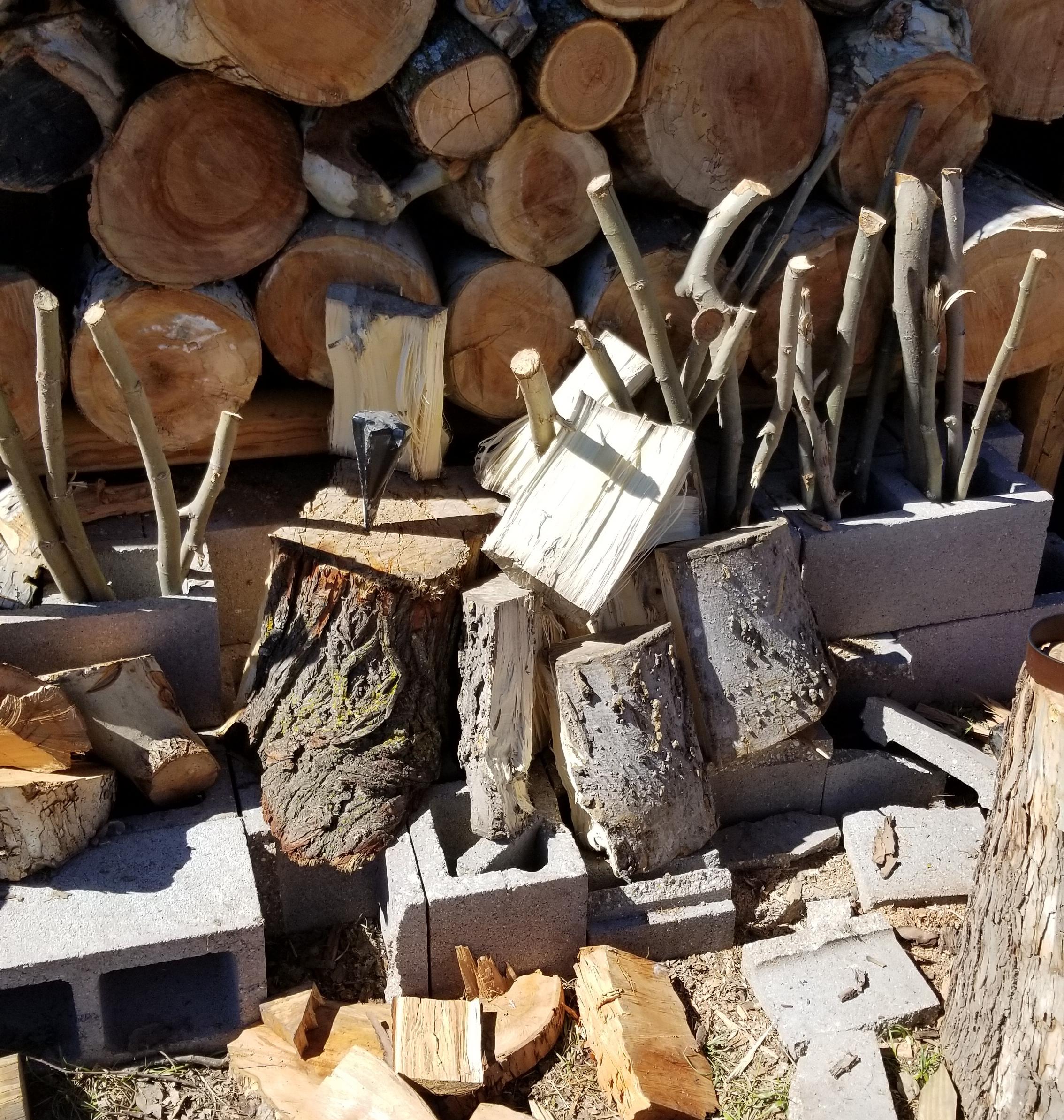 Edward Tools Diamond Wood Splitting Wedge - 4 LB Steel 4 Way Log Splitter - Torpedo/Grenade Wedge Design customer photo 2