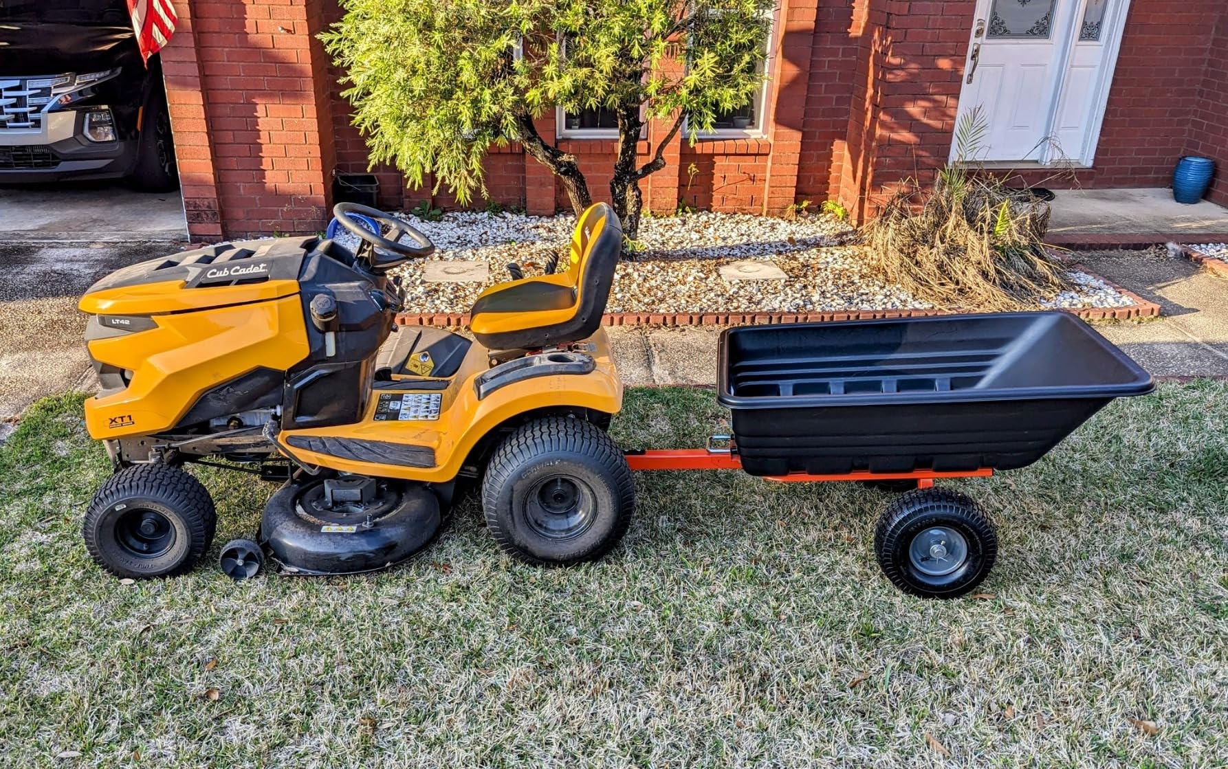 Agri-Fab Tow Behind Poly Dump Swivel Cart customer photo 1