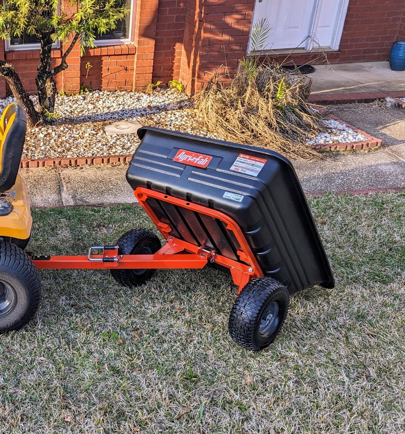 Agri-Fab Tow Behind Poly Dump Swivel Cart customer photo 2