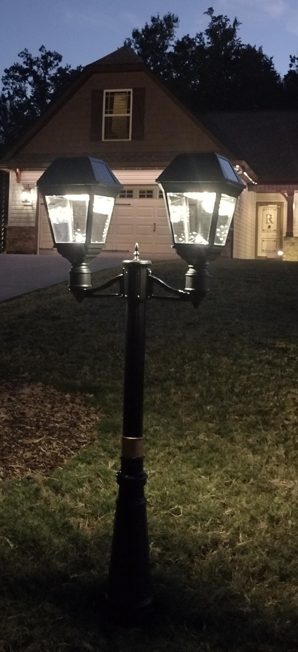 Gama Sonic Solar Lamp Post Light Outdoor - 300 Lumens - IP65 Waterproof - Dual Color Temp - 3-Inch Fitter - Cast Aluminum Mount customer photo 2