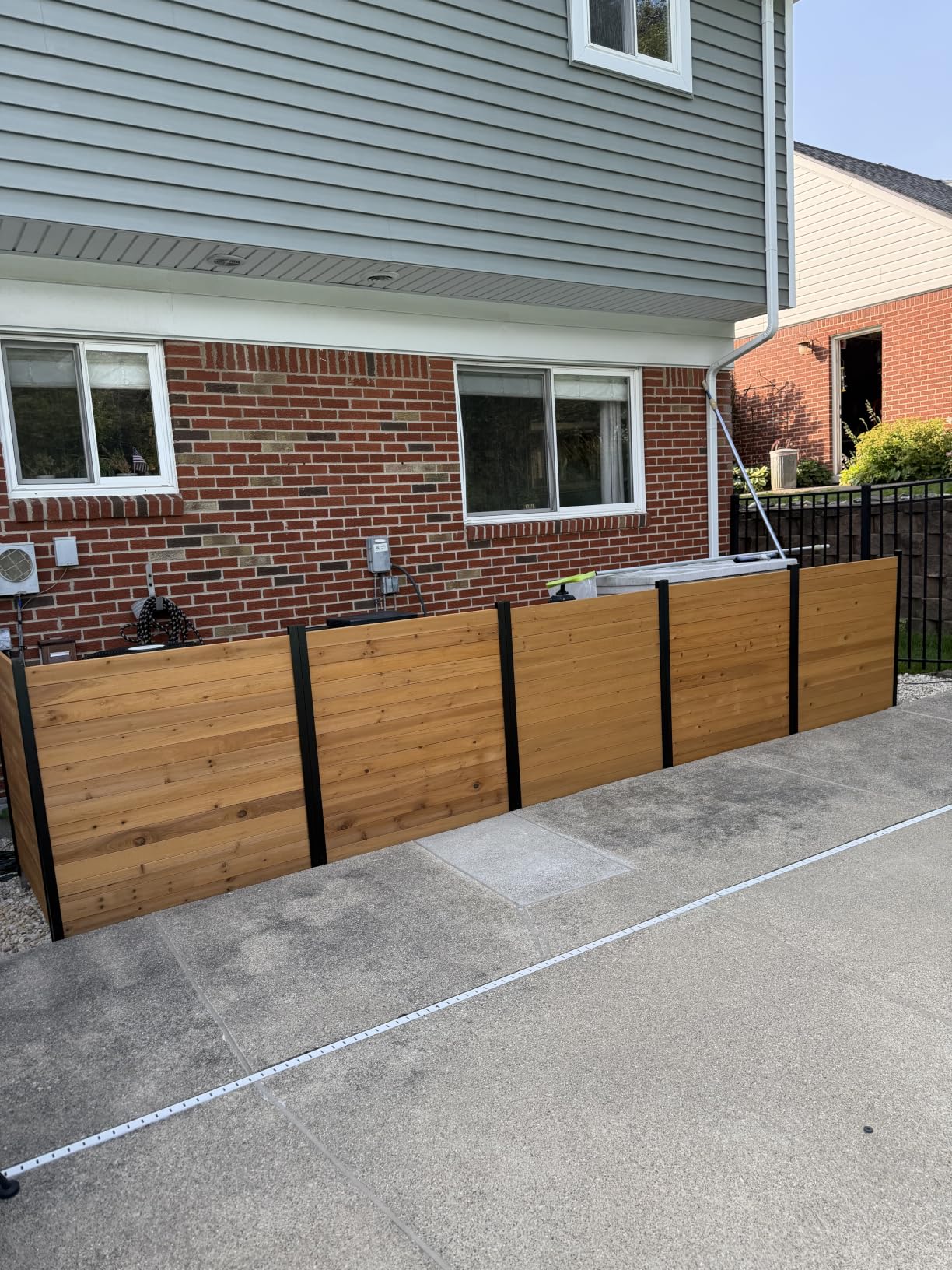 Enclo Richmond Privacy Screen, Cedar Wood, DIY No Dig Screen Kit | 3.5ftH x 3ftW, 2 Panels, AC Unit Privacy Fence, EC18008 customer photo 2
