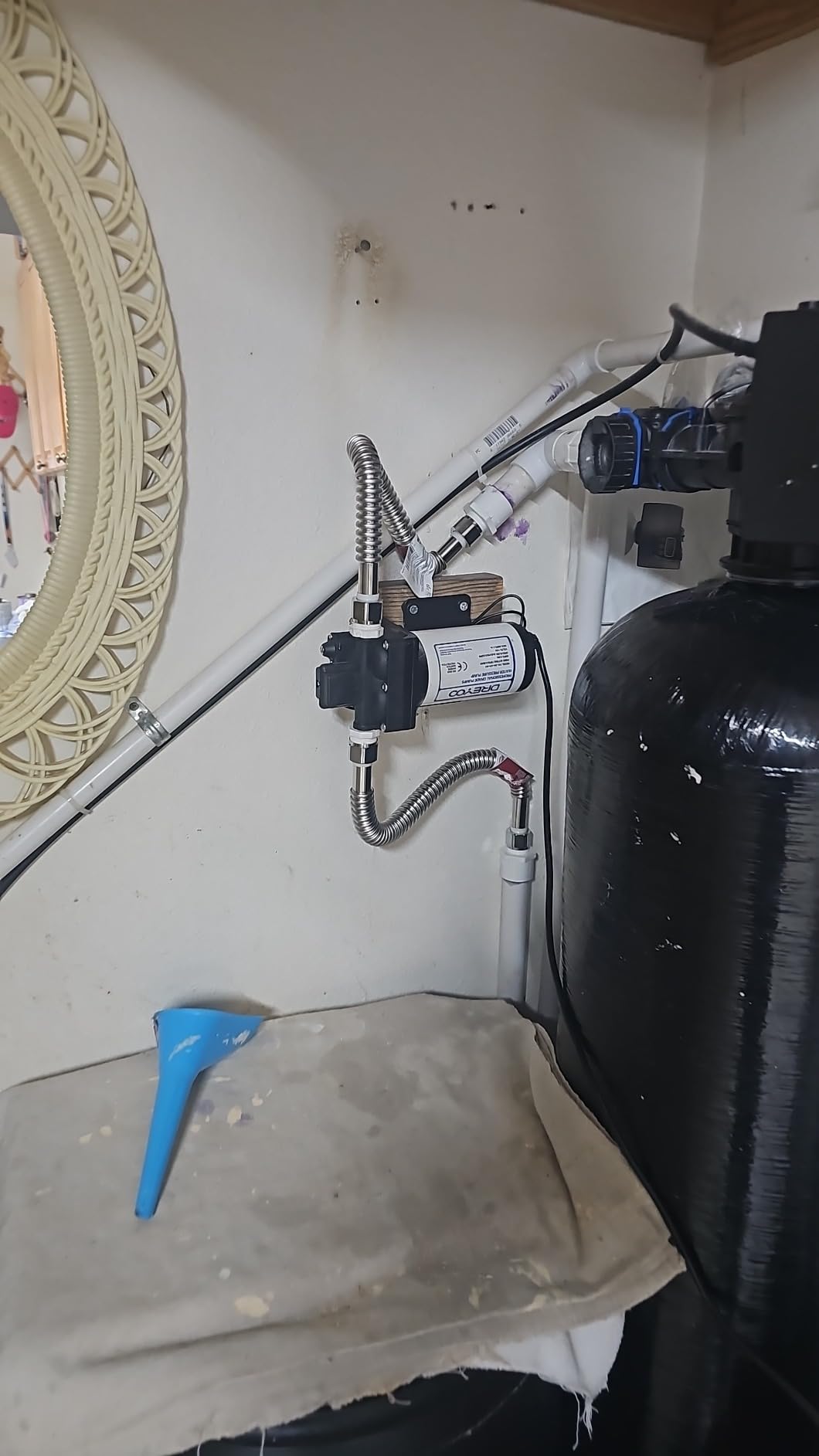 Water Pressure Booster Pump 110V 5.5GPM 70PSI Self Priming Water Pump, Industrial Water Diaphragm Pump On Demand, Self Priming RV Pump, Garden Hose Adapter and Plug, Irrigation Marine Garden customer photo 1