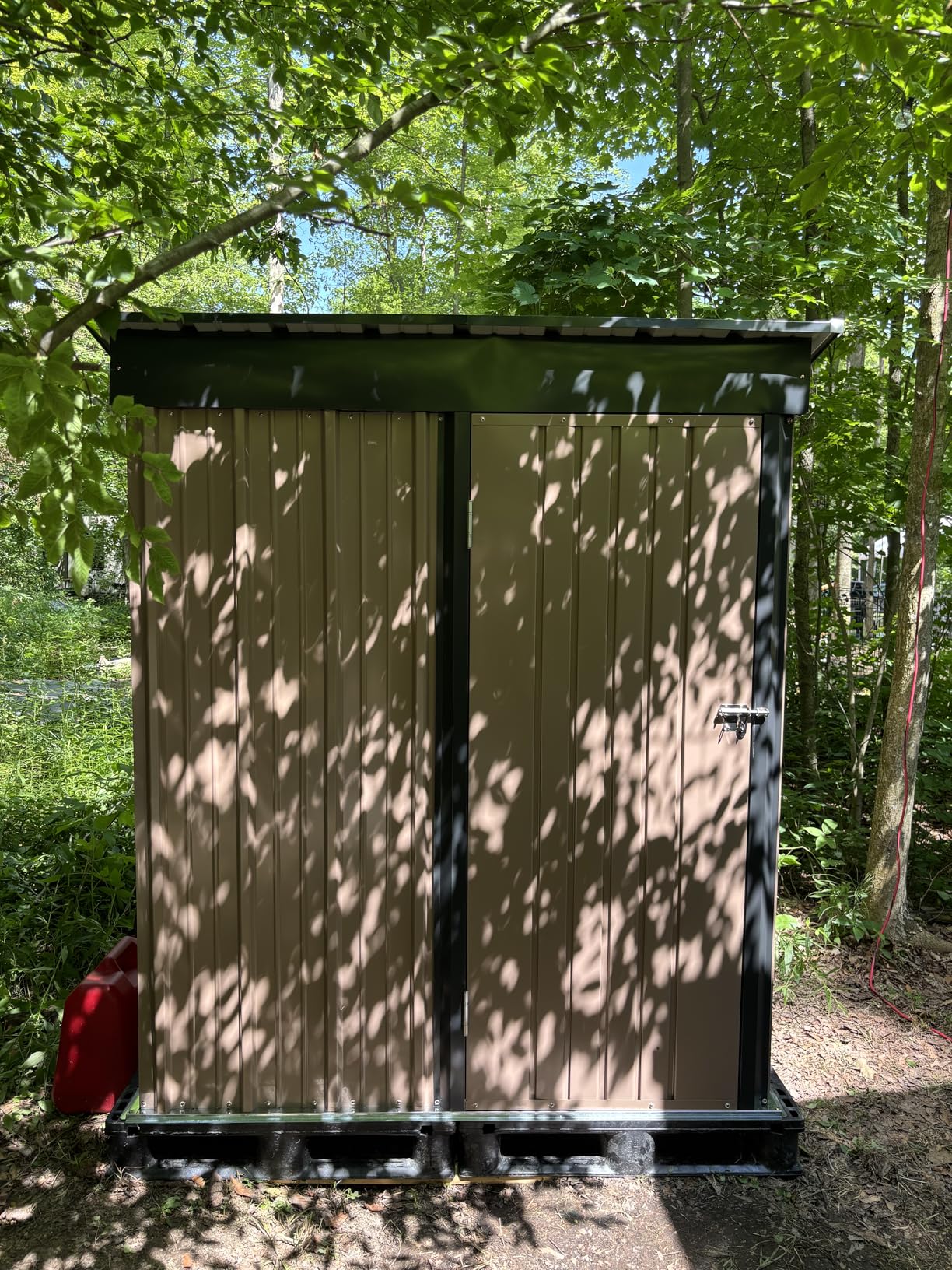 Devoko Outdoor Storage Shed 5 x 3 FT Lockable Metal Garden Shed | Steel Anti-Corrosion Storage Shed with Single Lockable Door for Backyard Outdoor Patio (Brown) customer photo 2