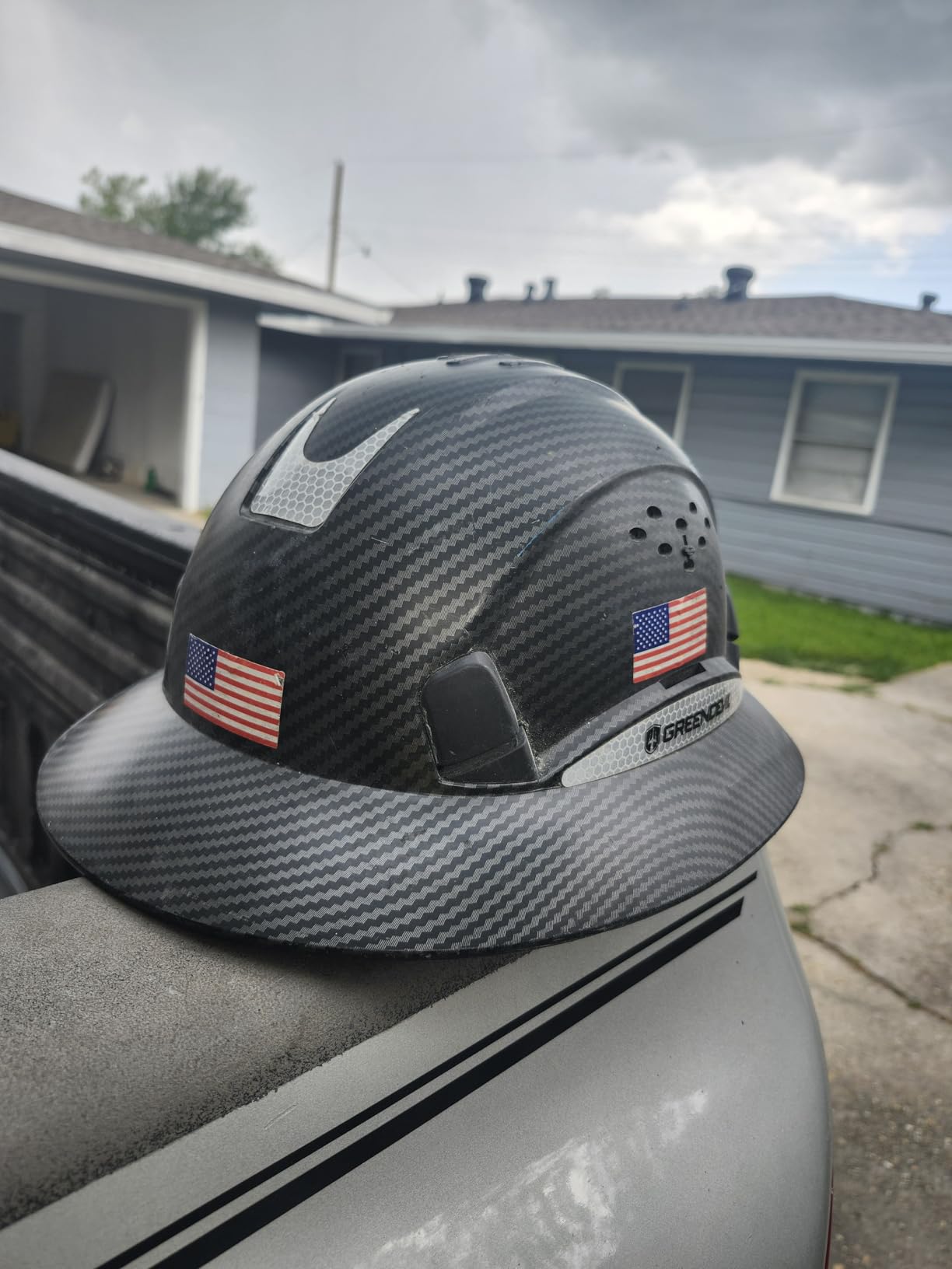 GREEN DEVIL Full Brim Hard Hat Vented Construction Safety Helmet OSHA Approved ABS Work Hardhat for Men&Women 6 Point Adjustable Ratchet Suspension Custom Pattern Design customer photo 1