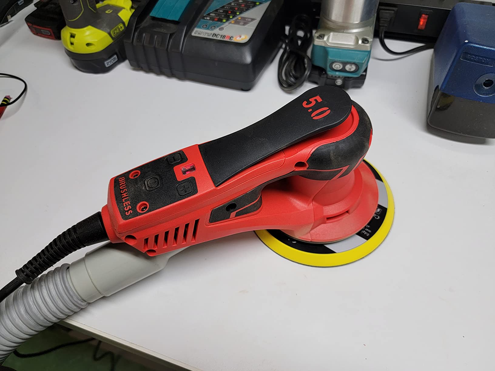Electric Random Orbital Sander, PioneerWorks Brushless Motor Palm Sander | 6 Inch Powerful 350W Low Vibration Electric Sander, 10000 RPM Variable Speed For Woodworking Polishing Sanding Carpentry customer photo 1