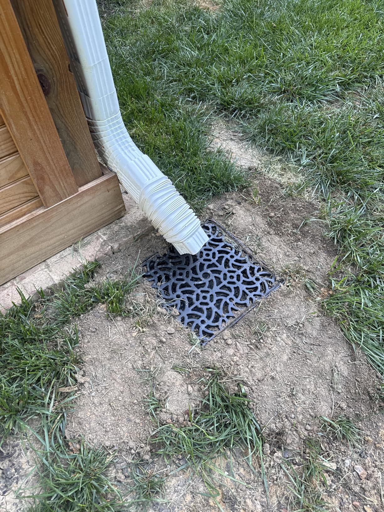 Gutter Downspout Extensions, 12 x 12in Catch Basin | Upgraded Low Profile Downspout Extender, No Deep Dig French Drain, Flexible Pipe Extension to 8.2ft, Protect House Foundation customer photo 1