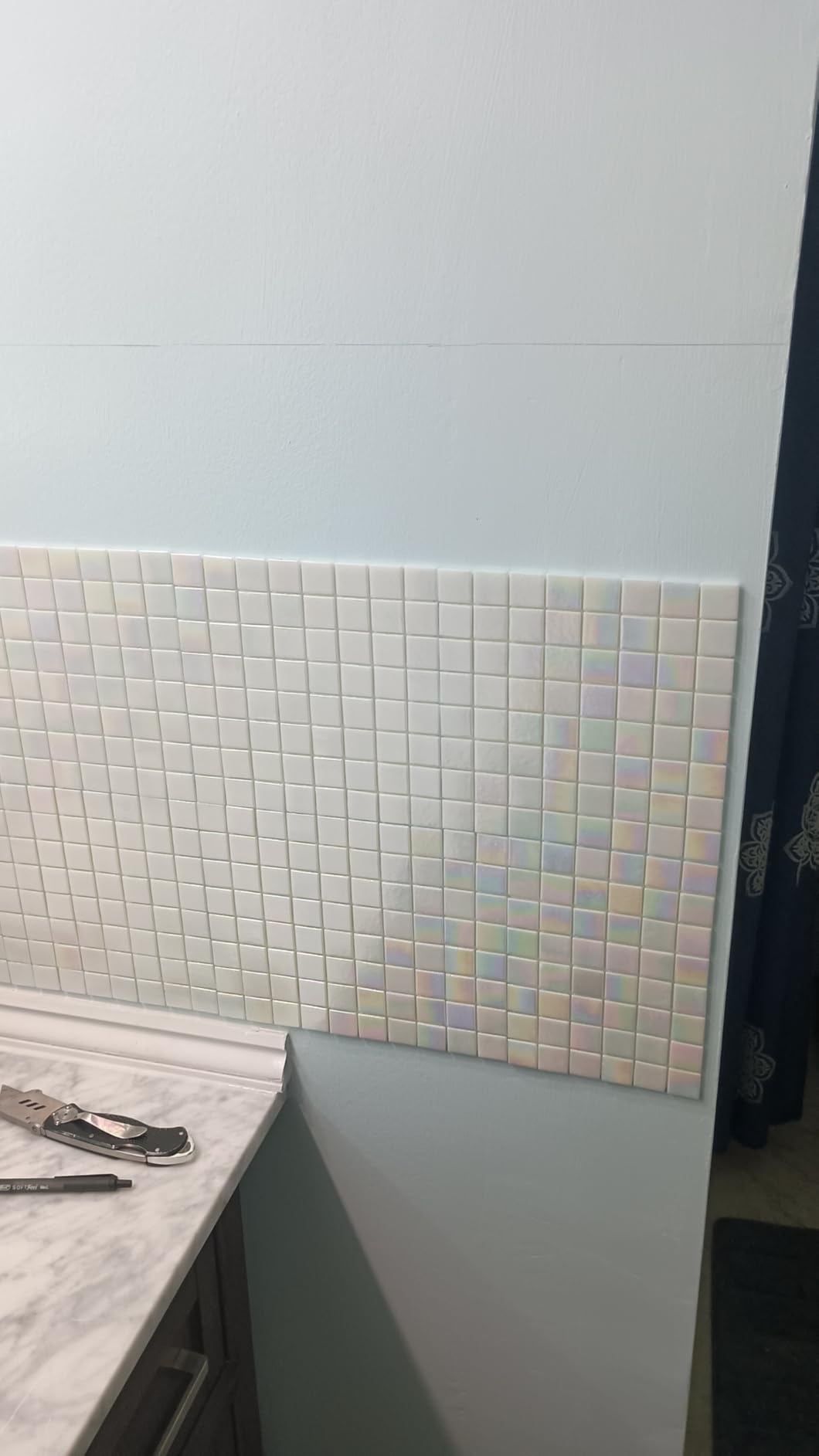 DICOFUN 40-Sheet Rainbow Peel and Stick Backsplash for Kitchen and Bathroom, 6.6