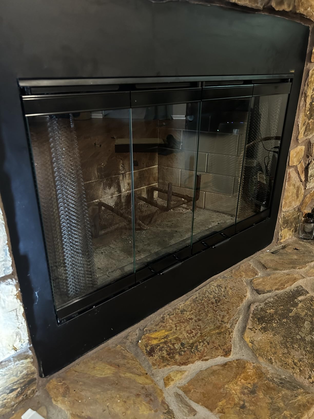 Fireplace Glass Door Set for Heatilator Fireplace Model# E36, E-36I, EC36, EC-36I, EL36, BC36R, BC36C (Black Finish) customer photo 2