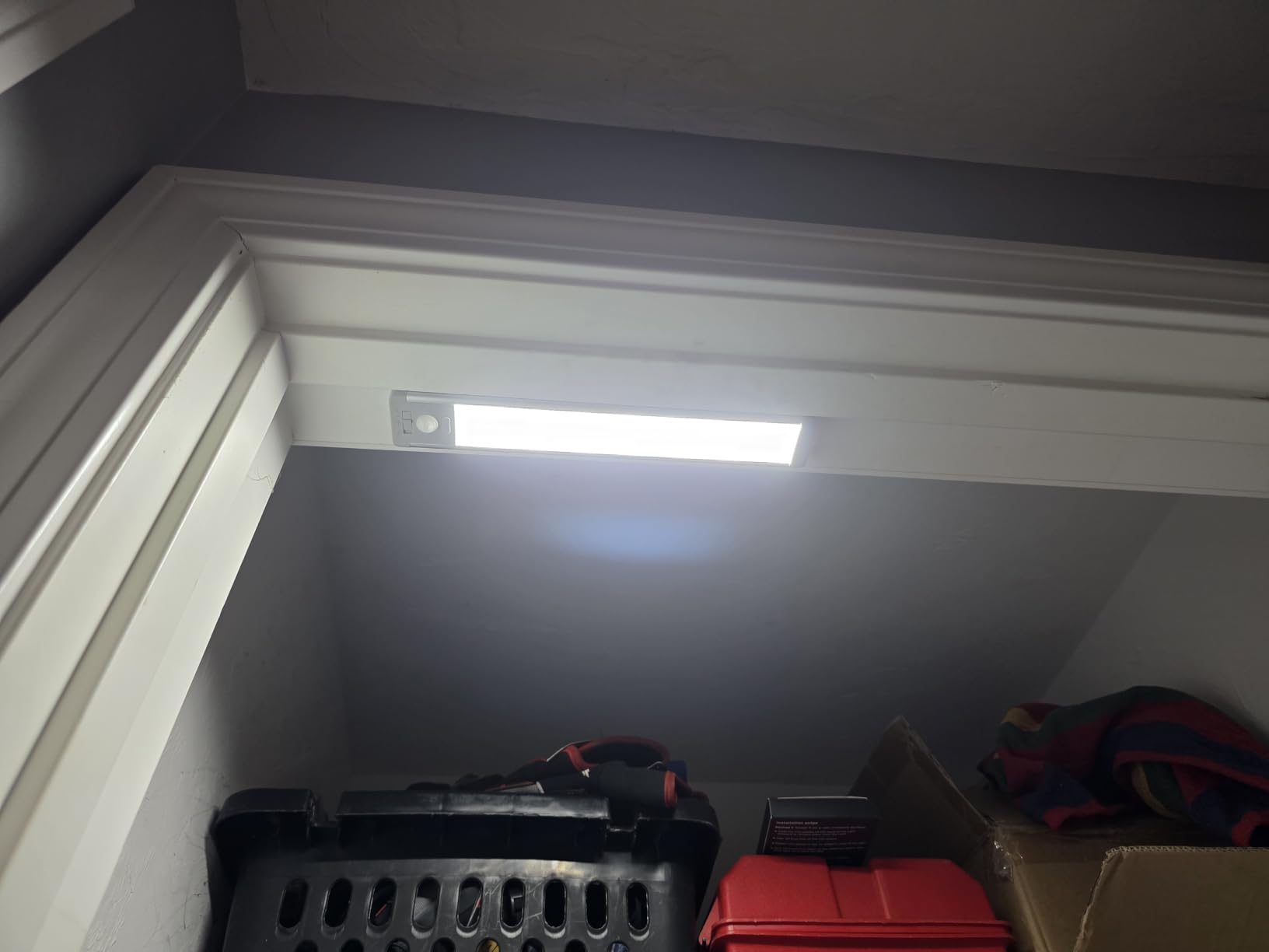 MCGOR 10inch Under Cabinet Lighting, 2 Pack Rechargeable Motion Sensor Light Indoor, 5 Levels Dimmable Magnetic Closet Lights, Wireless Under Counter Lights for Kitchen, Stairs customer photo 2