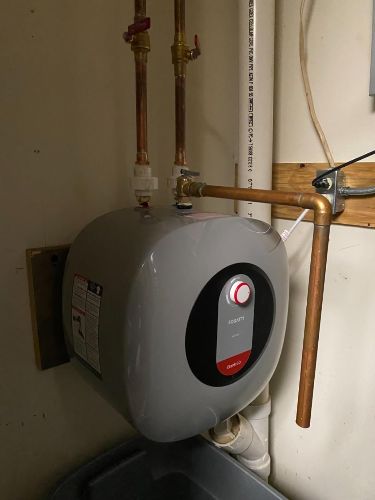 Electric Mini Tank Water Heater, 4.0 Gallon Point of Use Instant Hot Water Heater 120V 1440W, Food Truck Water Heater, Under Sink, Wall or Floor Mounted, Easy to Install customer photo 2