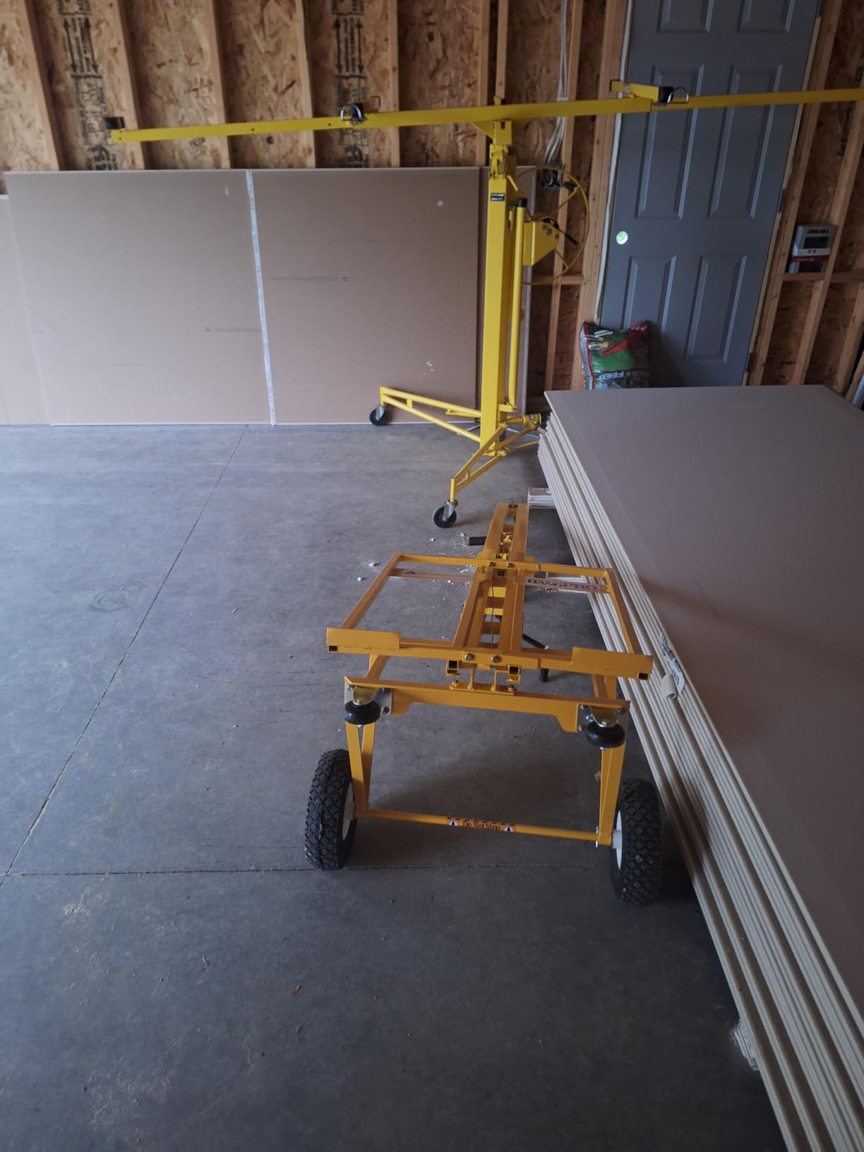 PANELLIFT HANGPRO Drywall Lift for Walls Model 100, 10' 150 lbs Capacity, one Person Drywall Installation, sheetrock Installation, Hang Drywall, Easy Transport customer photo 1