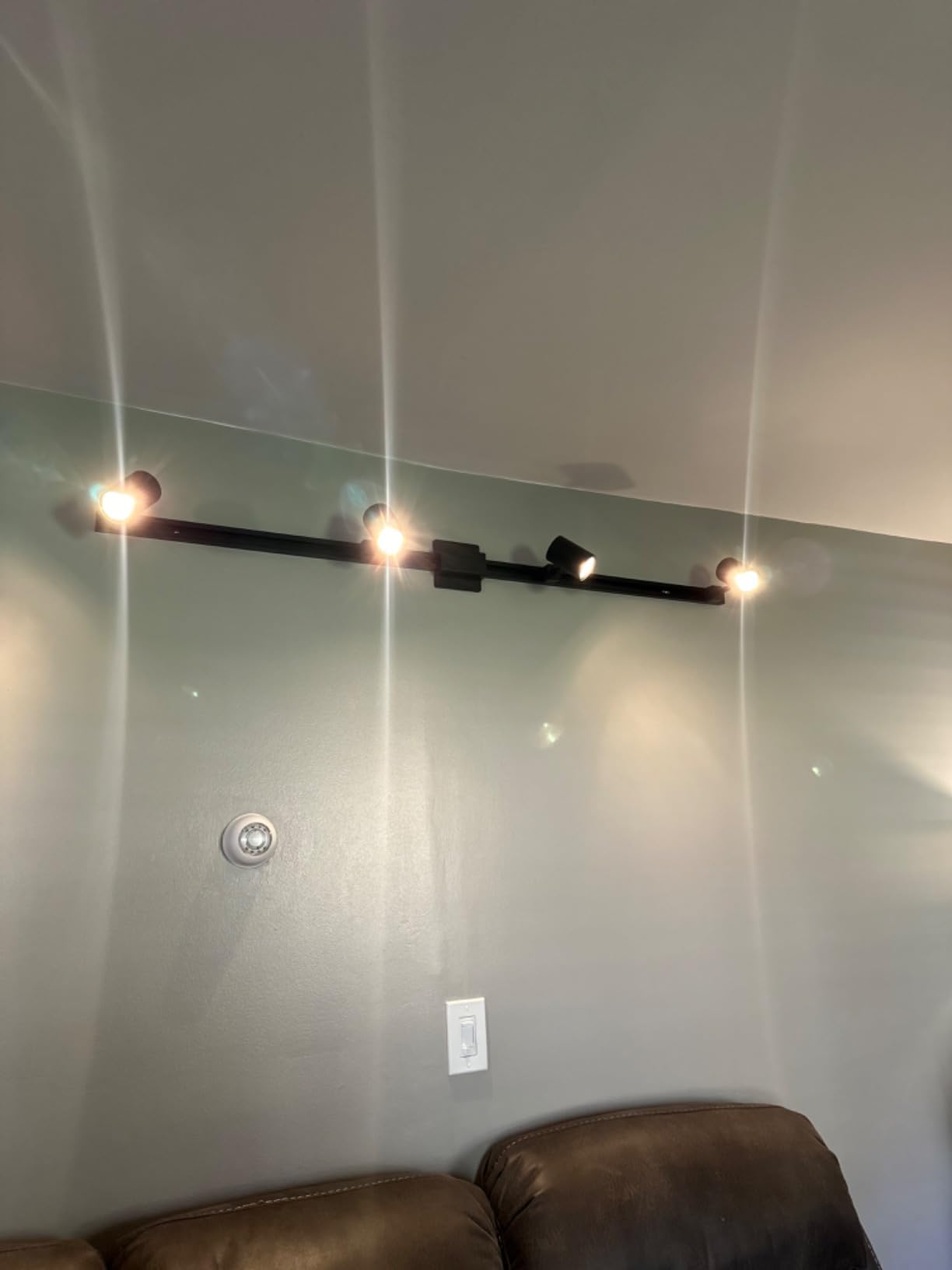 Globe Electric 64000009 4-Light Adjustable Track Lighting Kit, Matte Black and Matte Brass Finish, 56-Inch Width customer photo 2