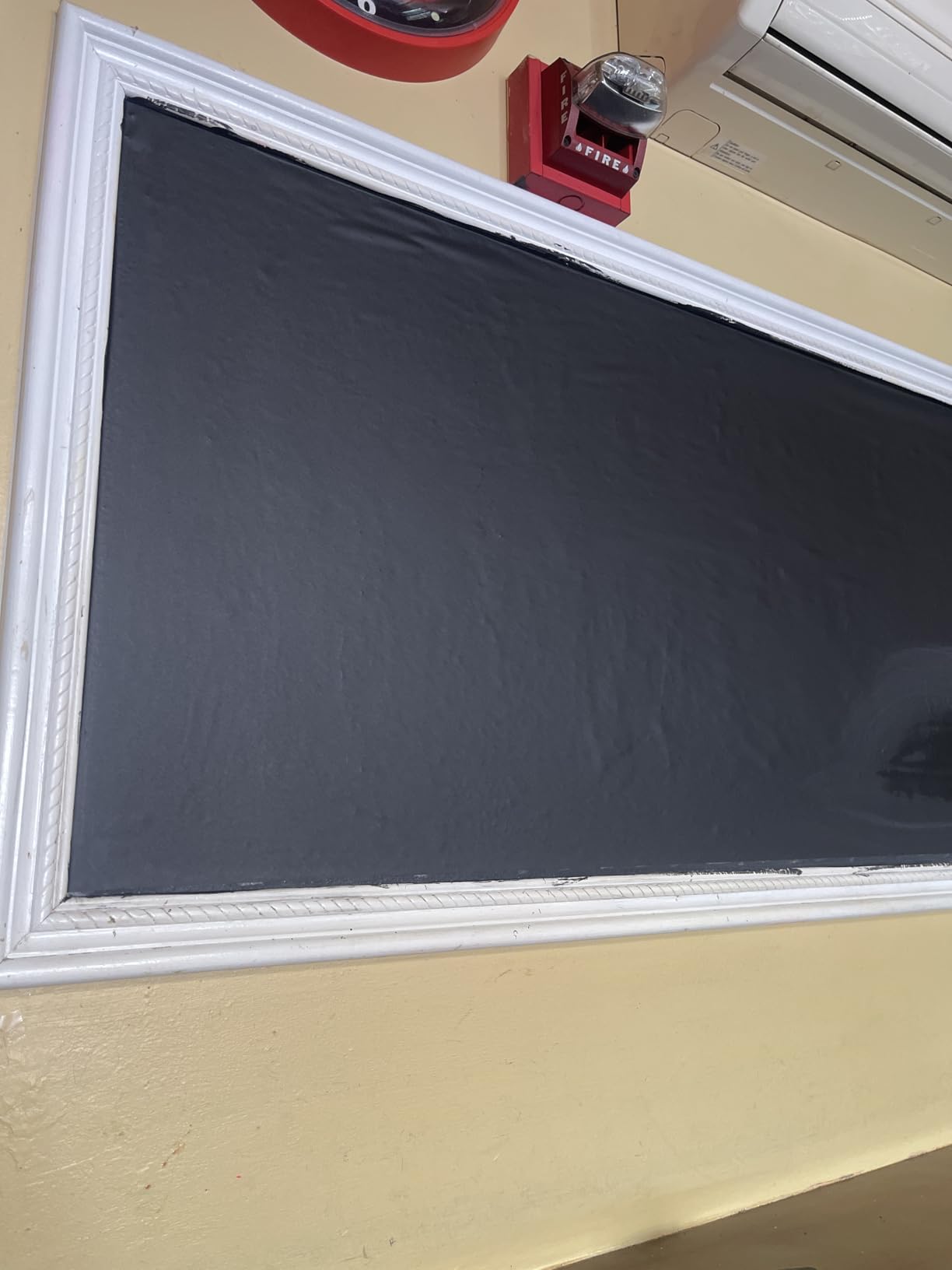 Chalkboard Wallpaper Peel and Stick,18 x 79 Inches, Removable Blackboard Contact Paper Wall Sticker Self Adhesive Vinyl Decal, Bonus 5 Chalks (1 Roll 1.5ft.x6.6ft.) customer photo 2