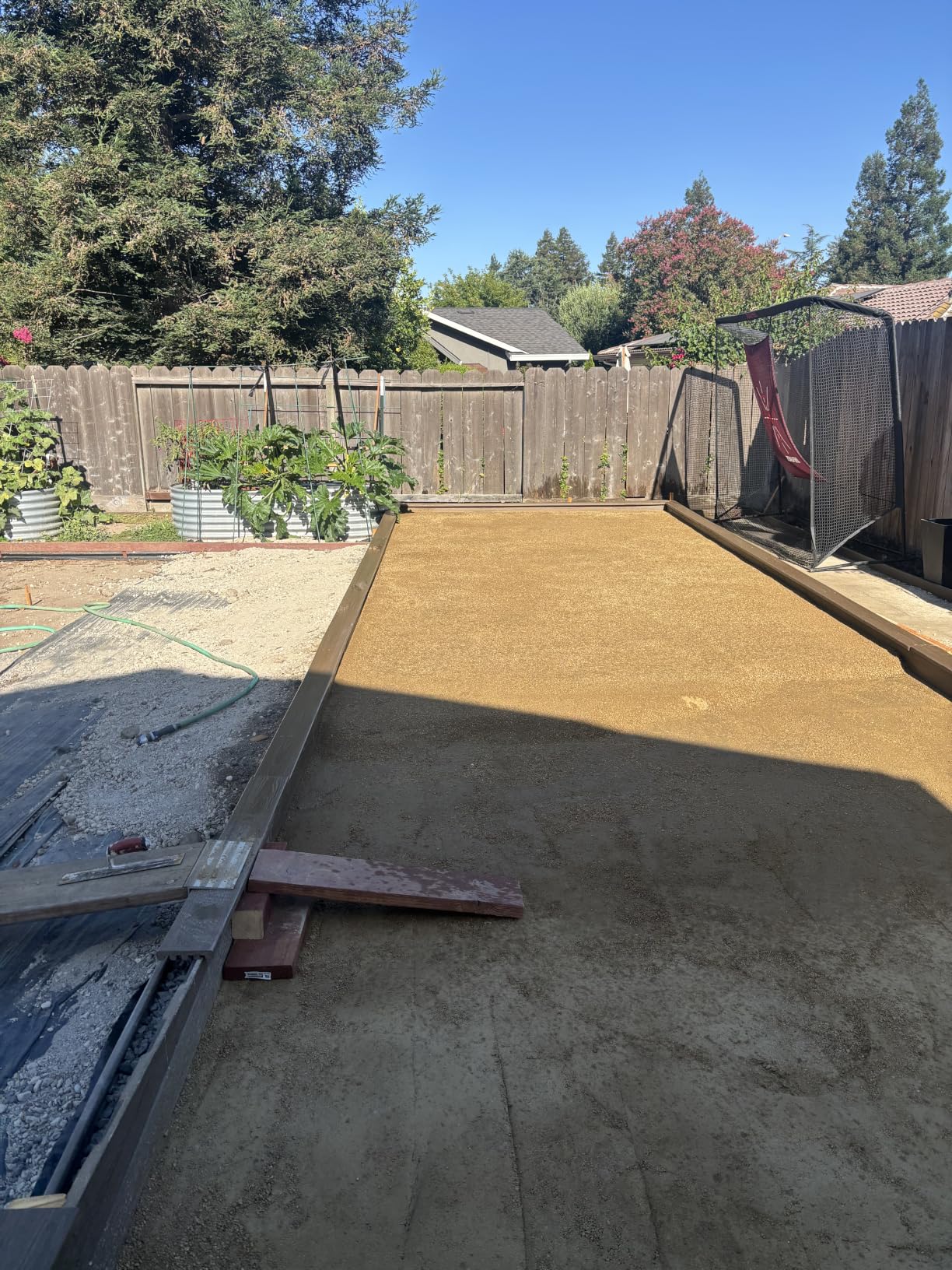 VEVOR Plate Compactor, 2.8 HP 78.5CC Gas Engine 5,250 VPM, 1,920 lbs Force Vibratory Compaction Tamper with 18.7 x 11.8 inch Plate for Walkways, Patios, Asphalts, Paver Landscaping, EPA Compliant customer photo 2