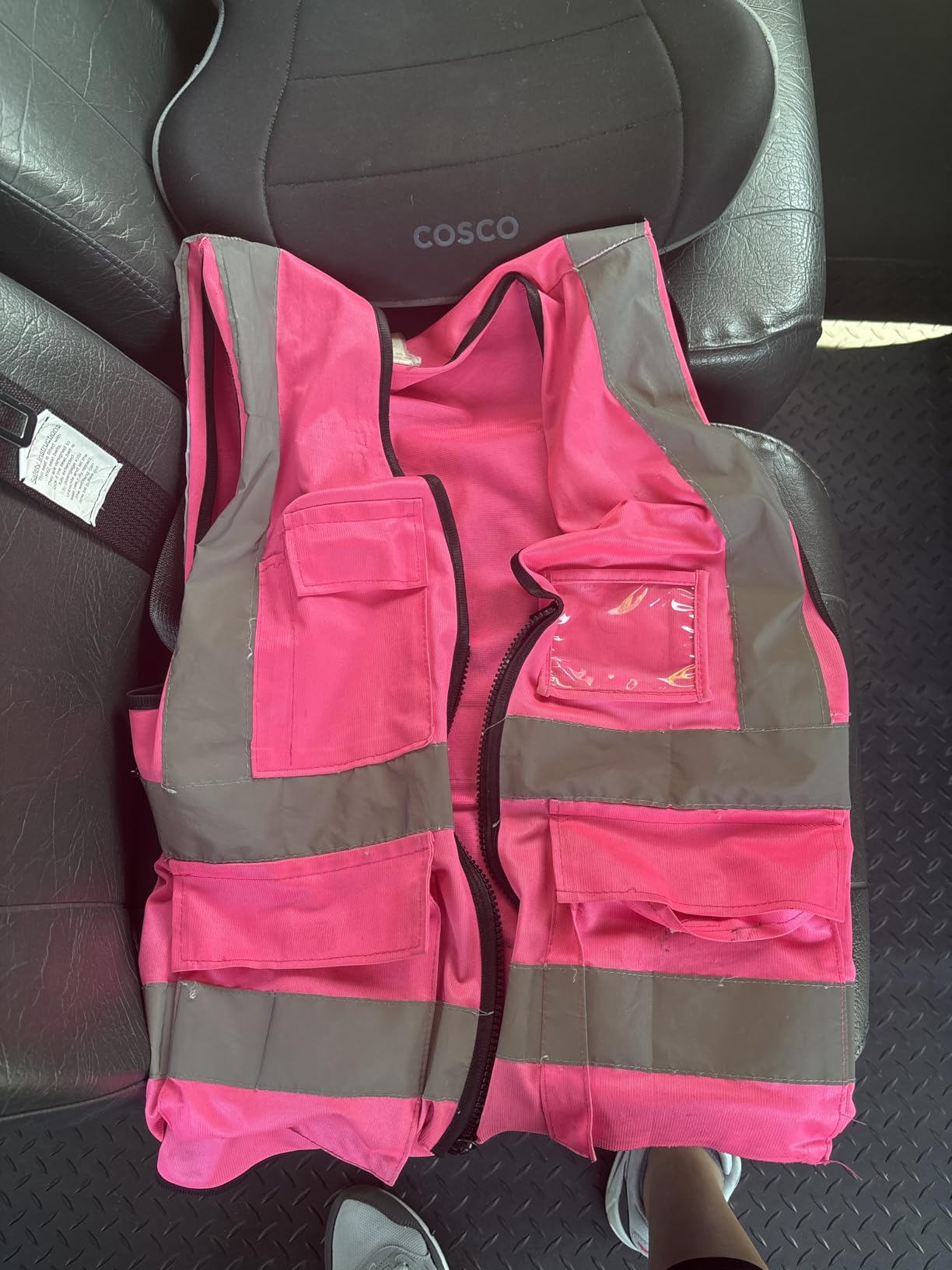 Reflective Safety Vest for Men Women Construction Vest Meet ANSI/ISEA Standard customer photo 1