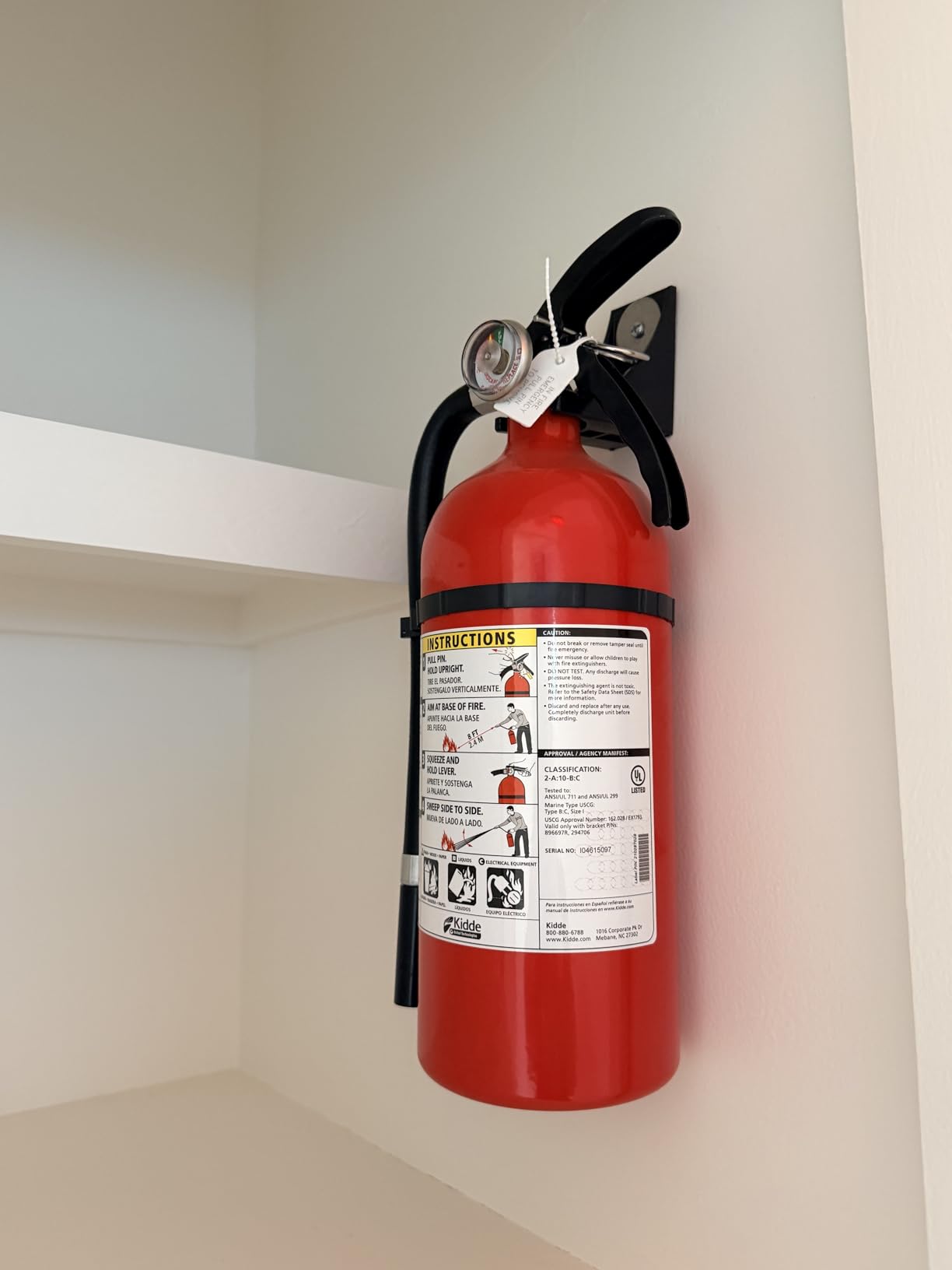 Kidde Living Area Fire Extinguisher for Home, 2-A:10-B:C, KD143-210ABC, 4lb. Dry Chemical customer photo 2